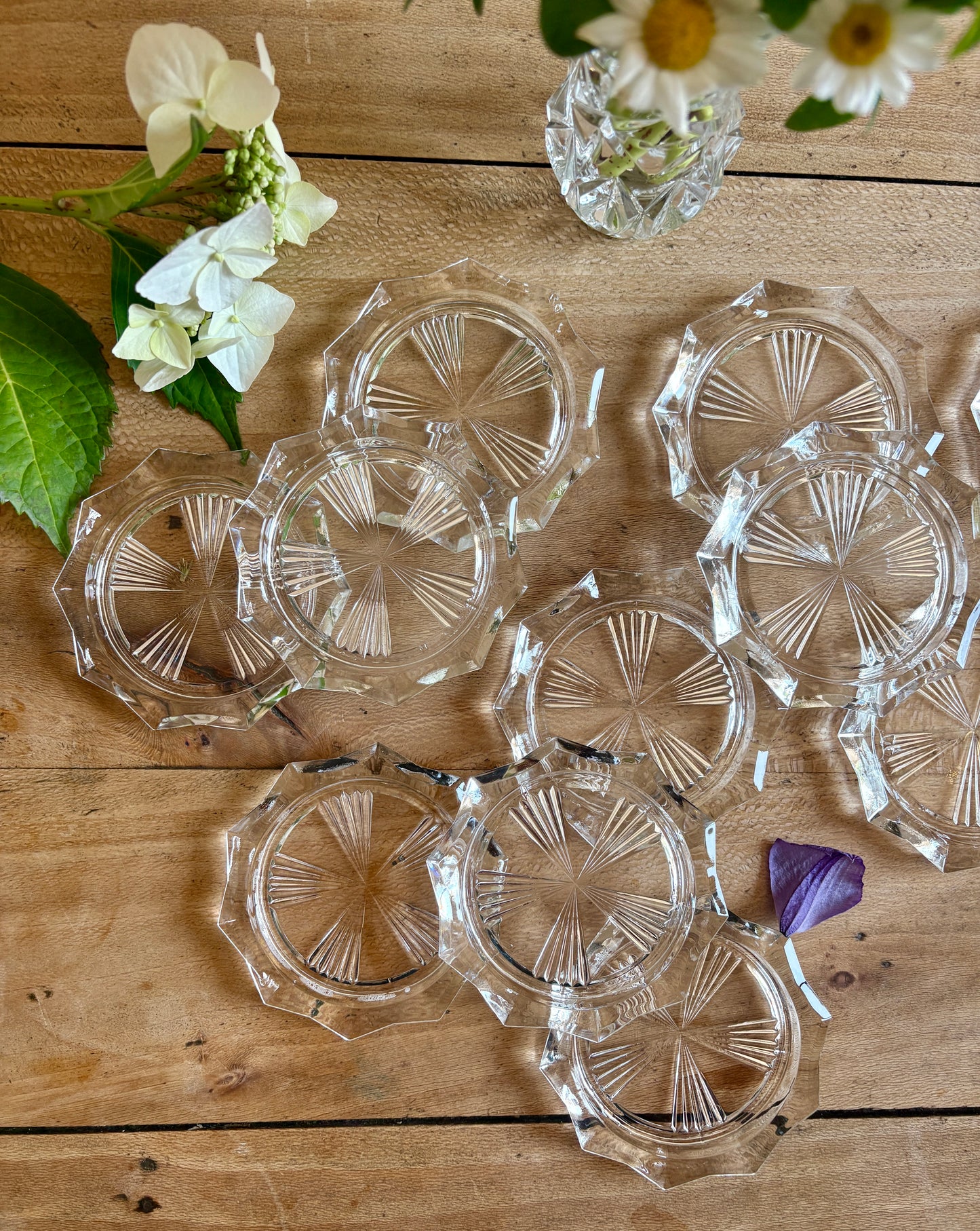 Lot de 11 dessous de verre vintage en verre