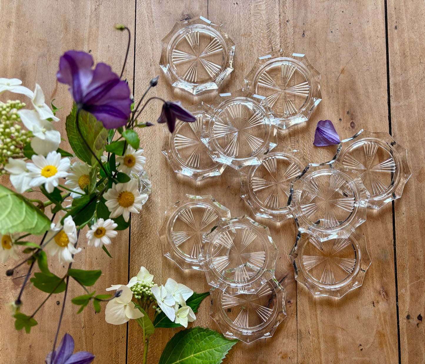 Lot de 11 dessous de verre vintage en verre