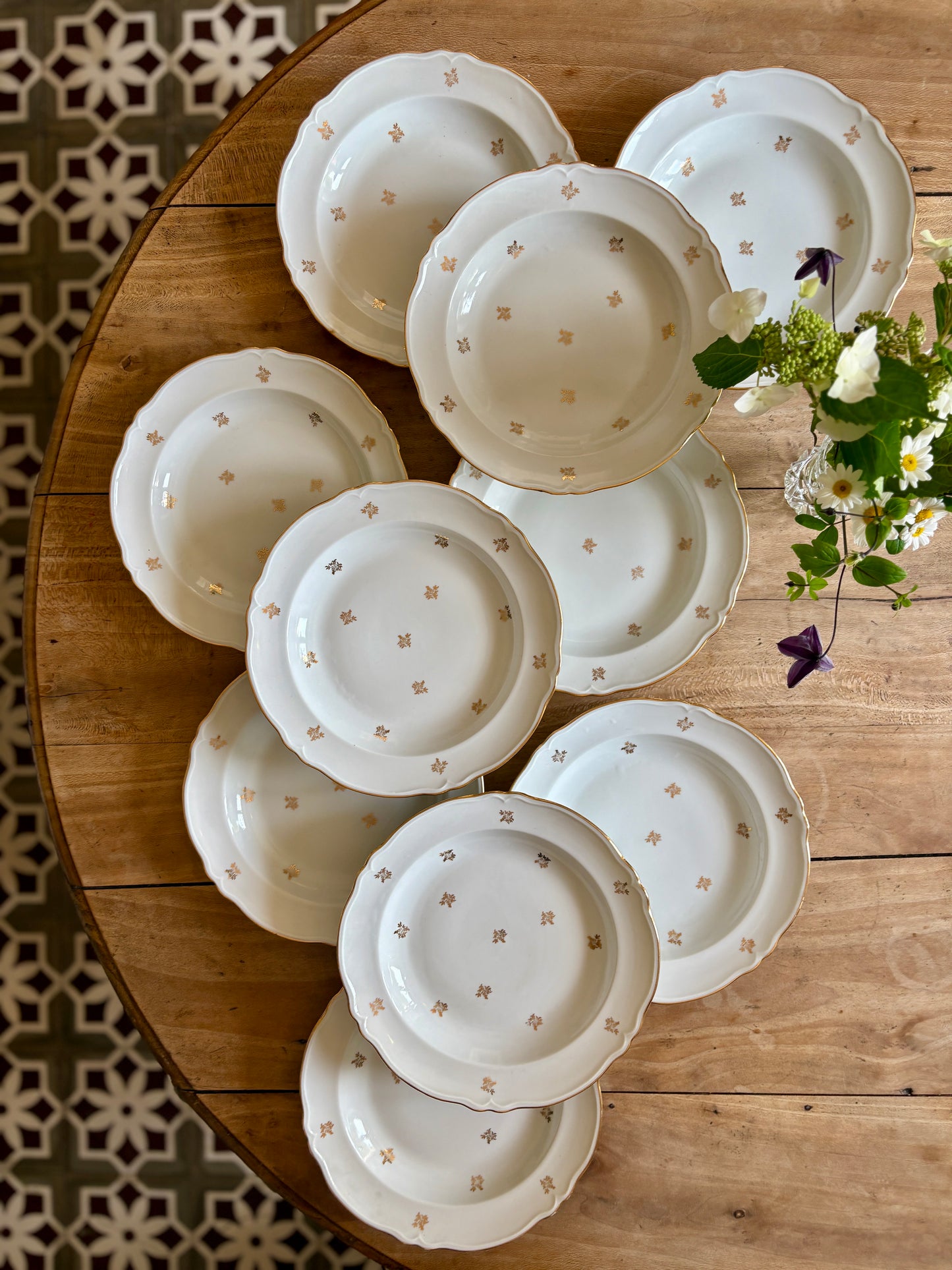 Lot de 10 assiettes creuses vintage en porcelaine de Limoges