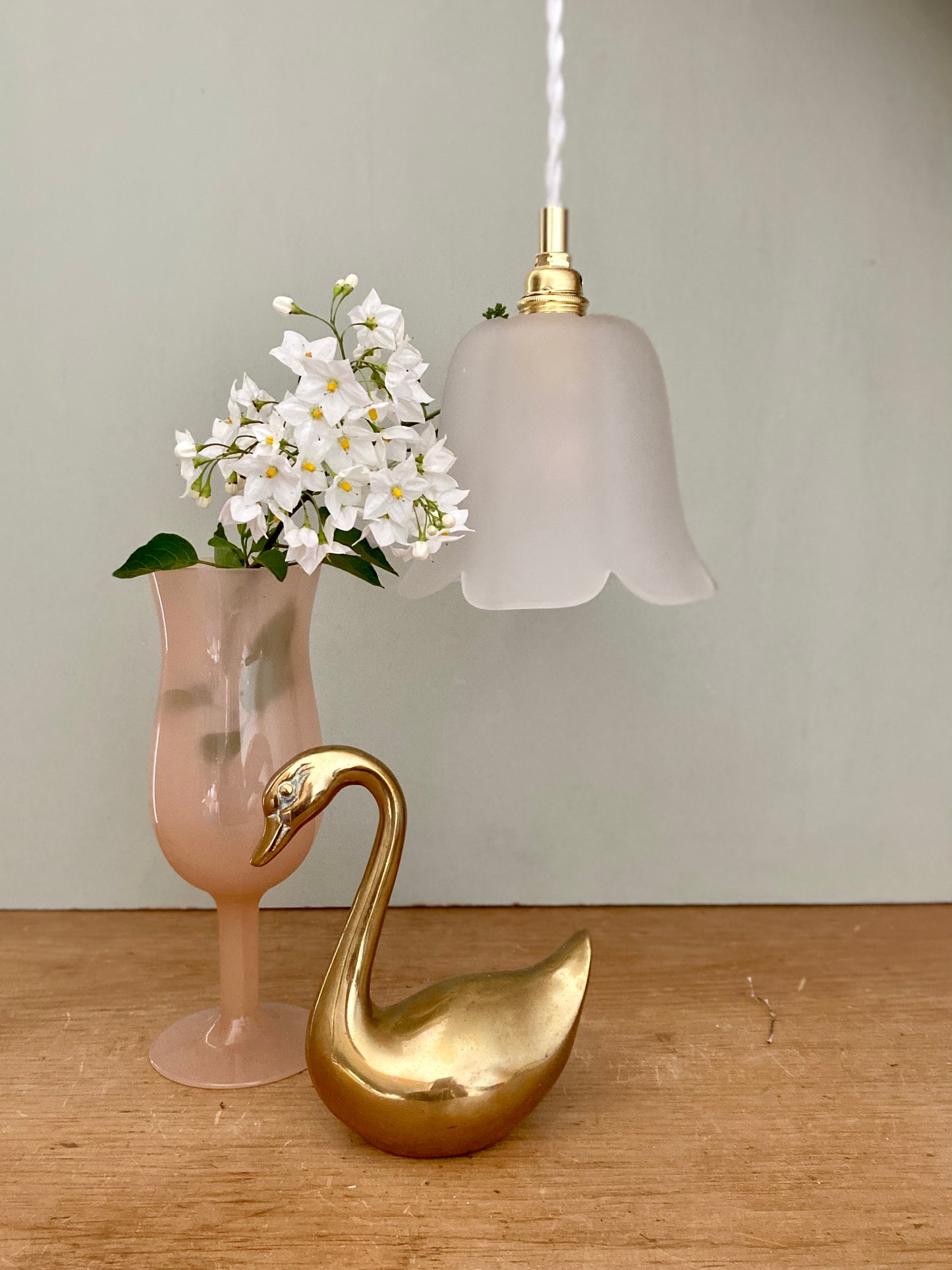Suspension tulipe vintage en verre dépoli en forme de fleur