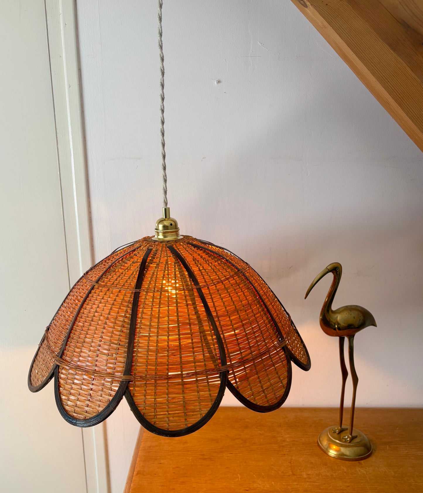 Suspension abat jour vintage en matière naturelle, rotin et osier