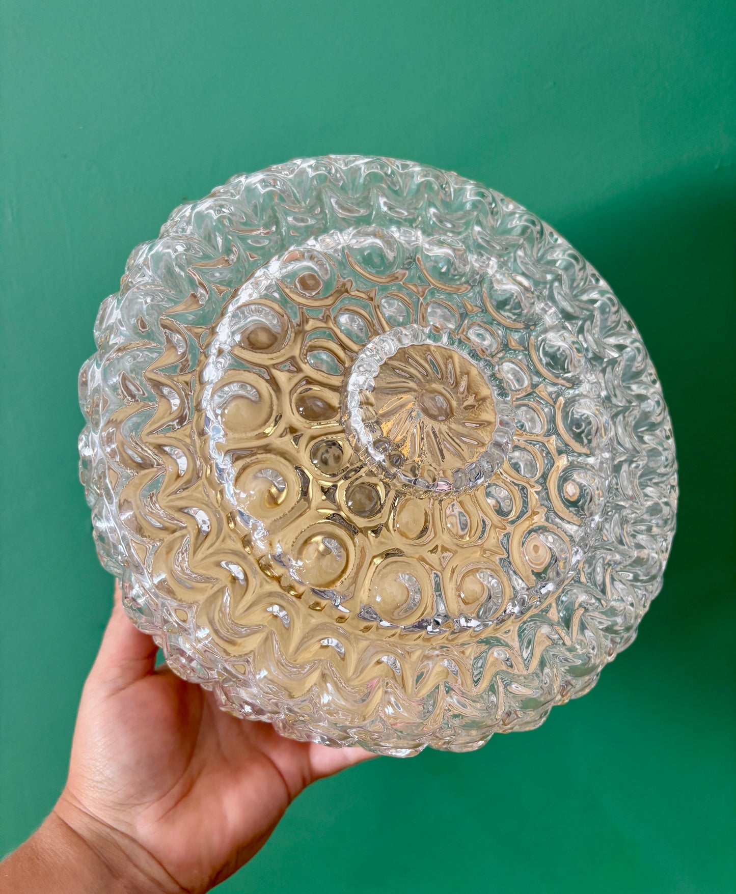 Applique ou plafonnier globe vintage en verre moulé