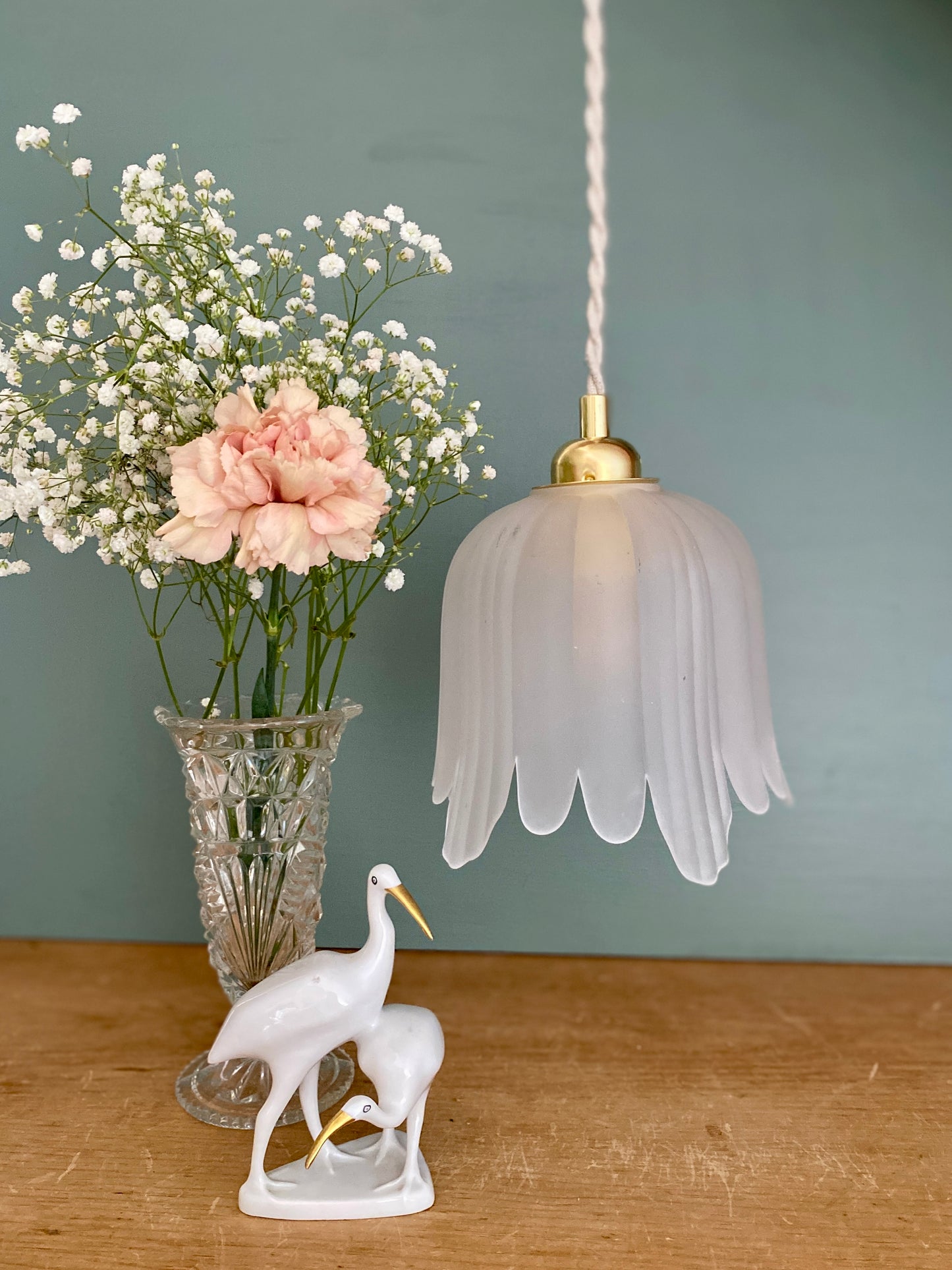 Suspension tulipe vintage en verre dépoli