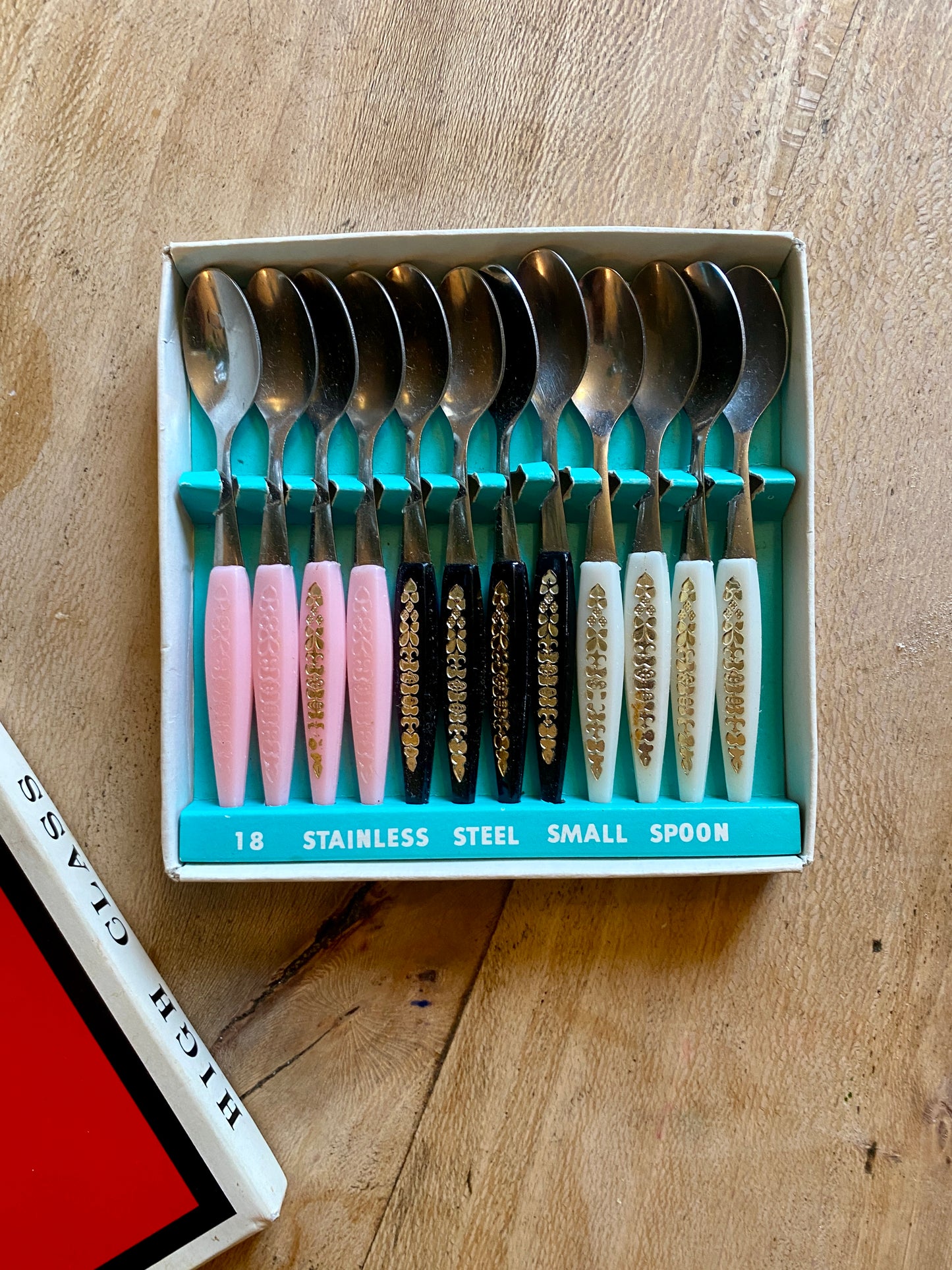 Lot de 12 petites cuillères vintage