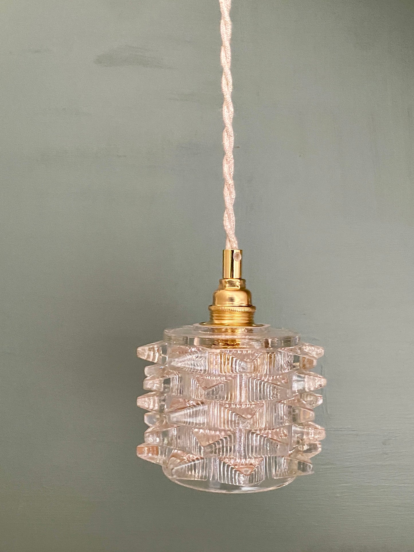 Suspension tulipe vintage en verre holophane
