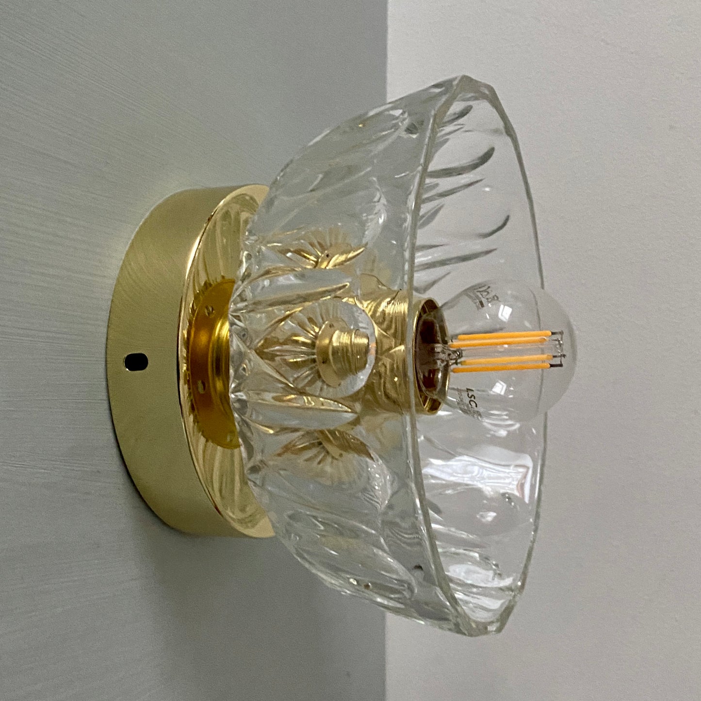 Applique abat-jour vintage en verre moulé - collection vaisselle -