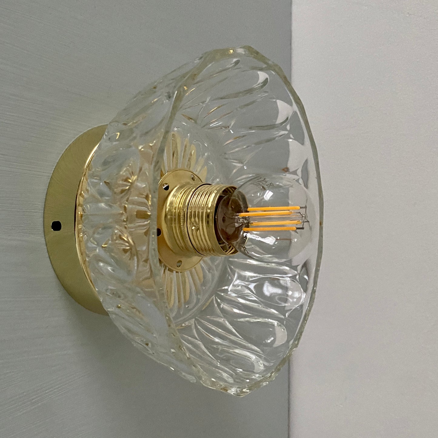 Applique abat-jour vintage en verre moulé - collection vaisselle -