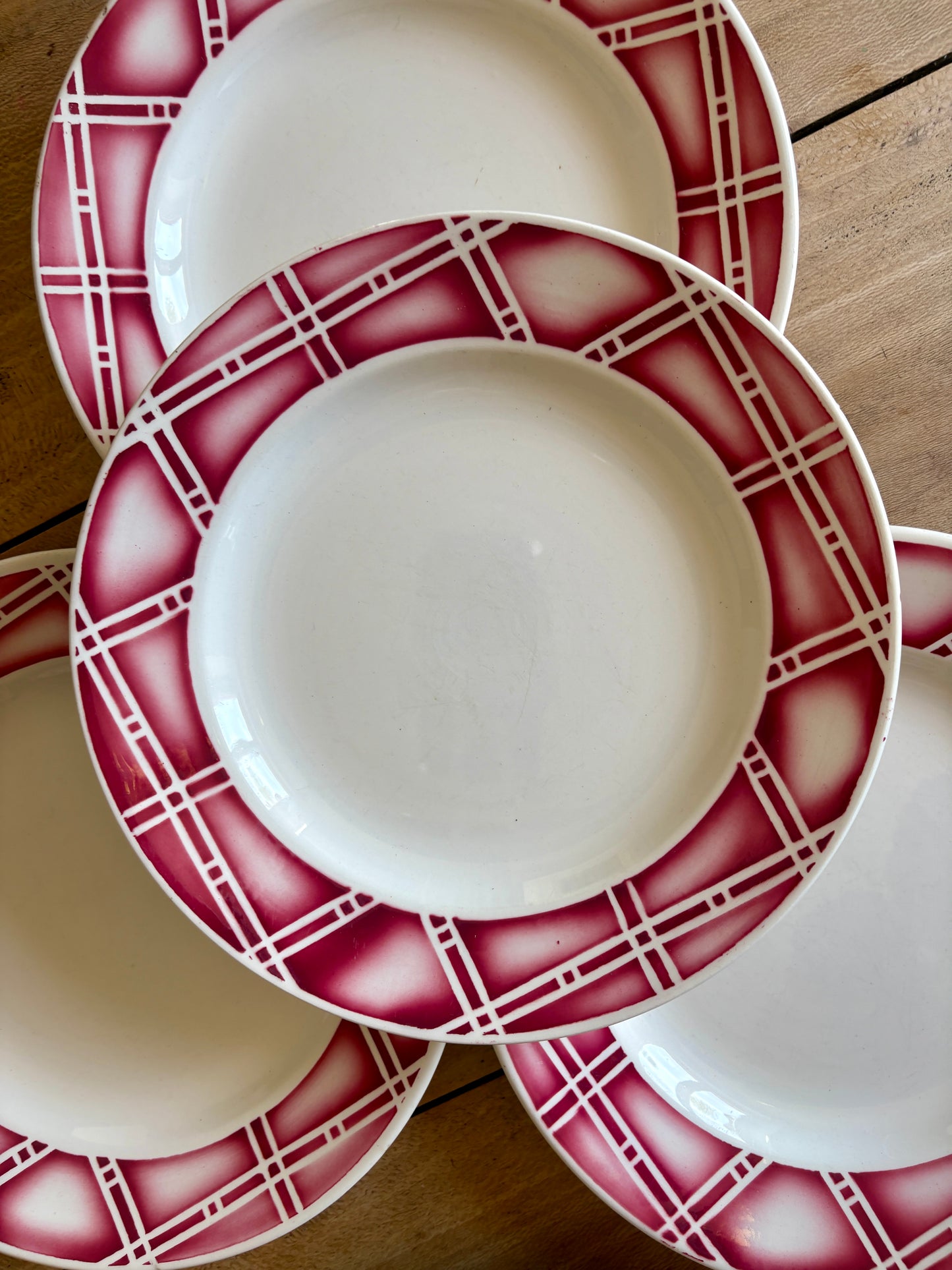 Lot de 8 assiettes plates anciennes modèle Rostand de Sarreguemines