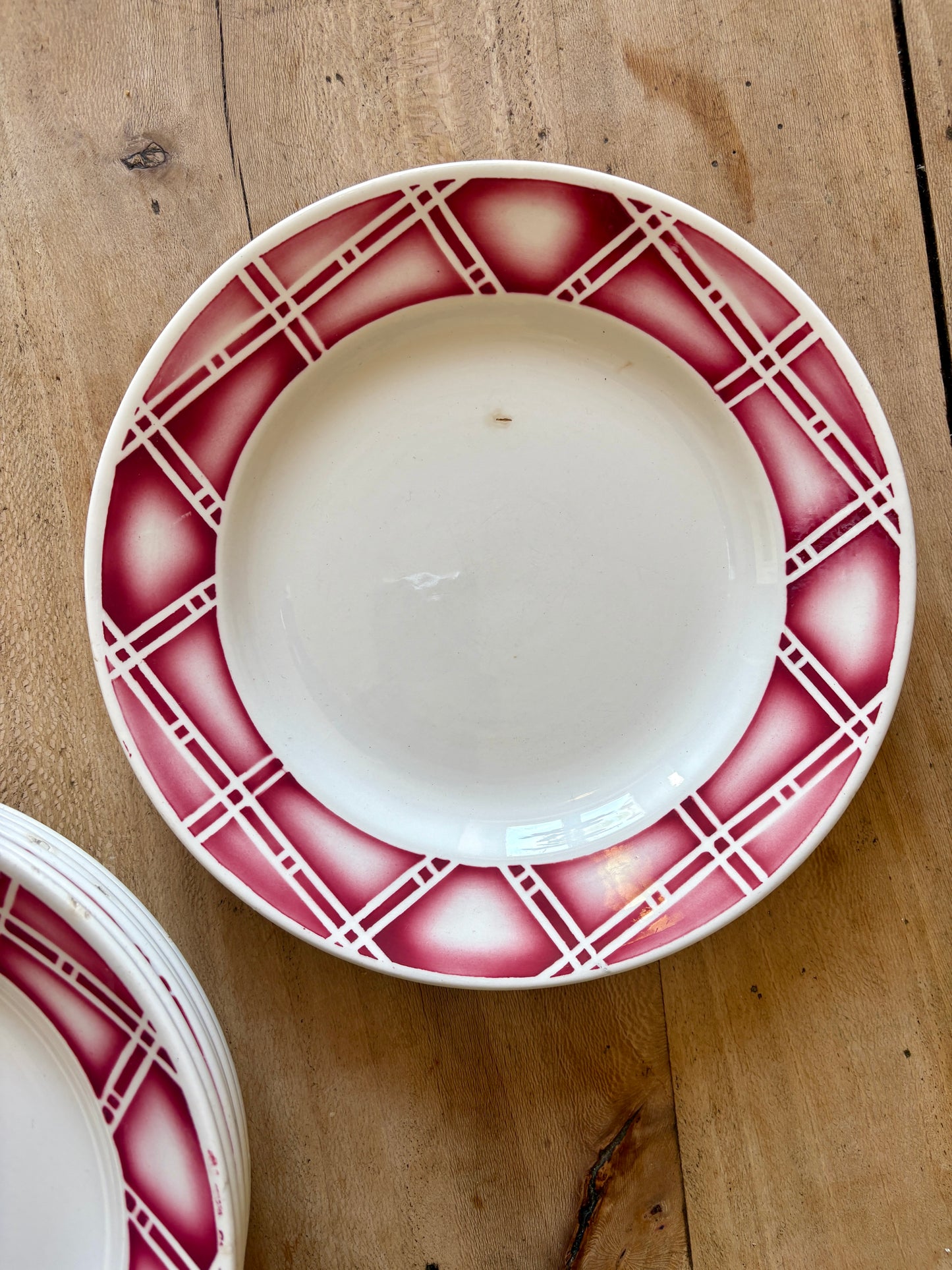 Lot de 8 assiettes plates anciennes modèle Rostand de Sarreguemines