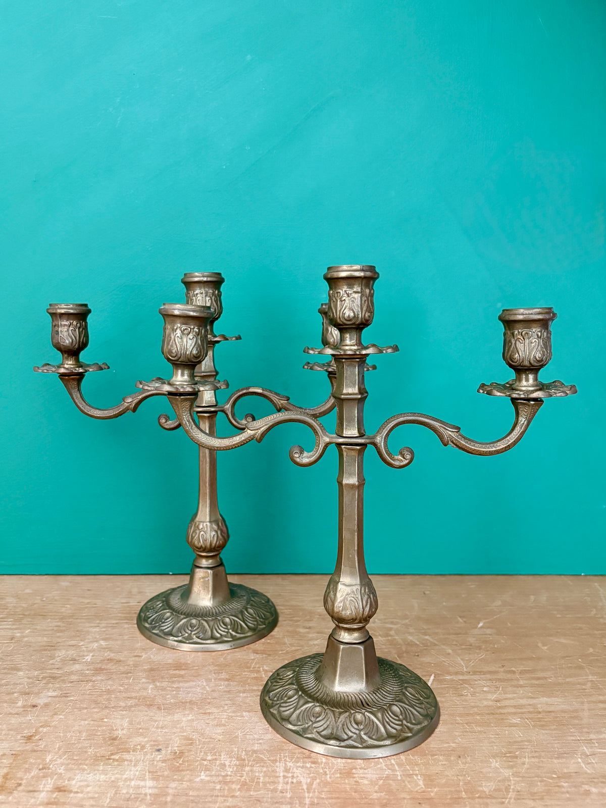 Paire de chandeliers vintage