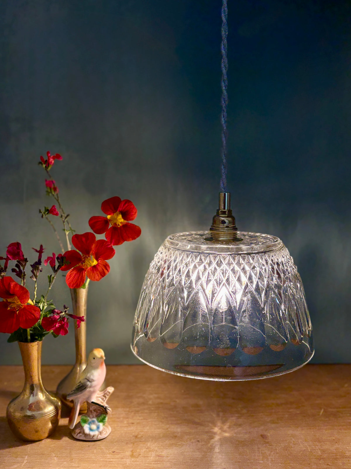 Suspension abat-jour vintage en verre travaillé - collection vaisselle (CVS1)
