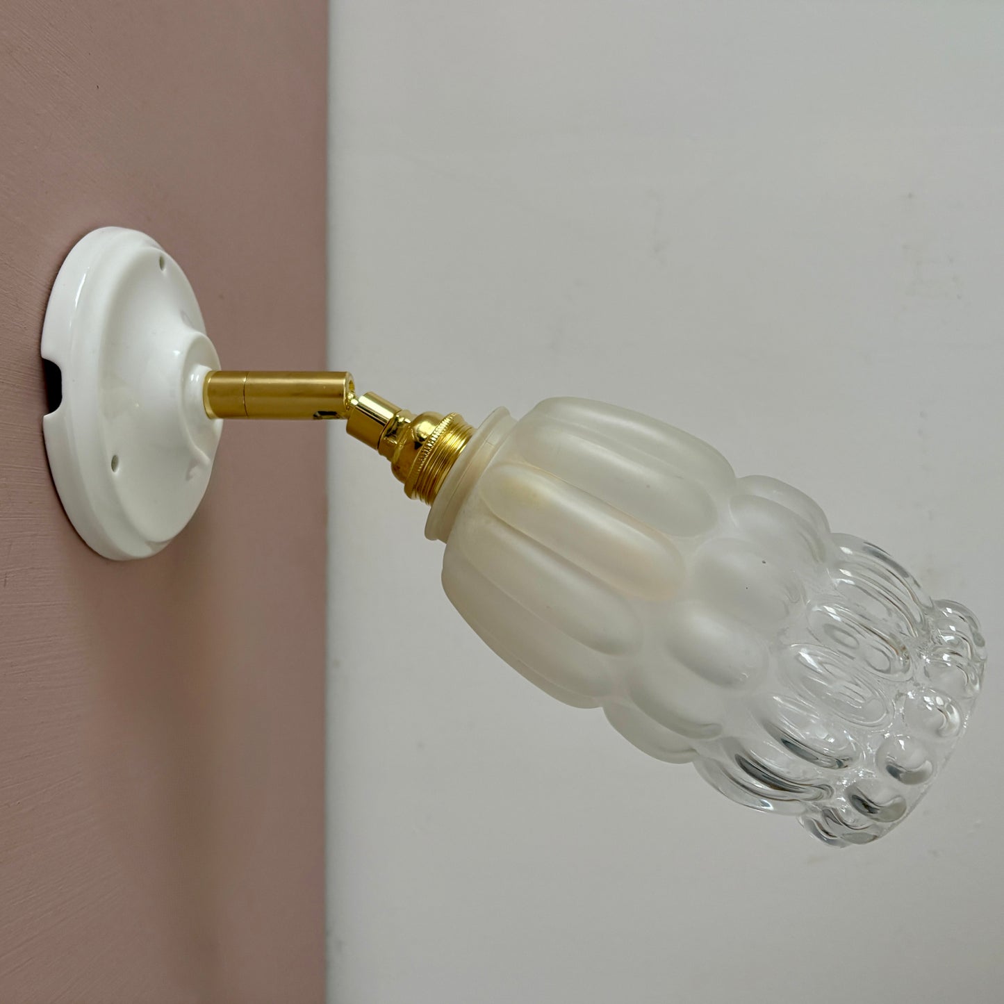 Applique globe vintage en verre mi dépoli mi transparent