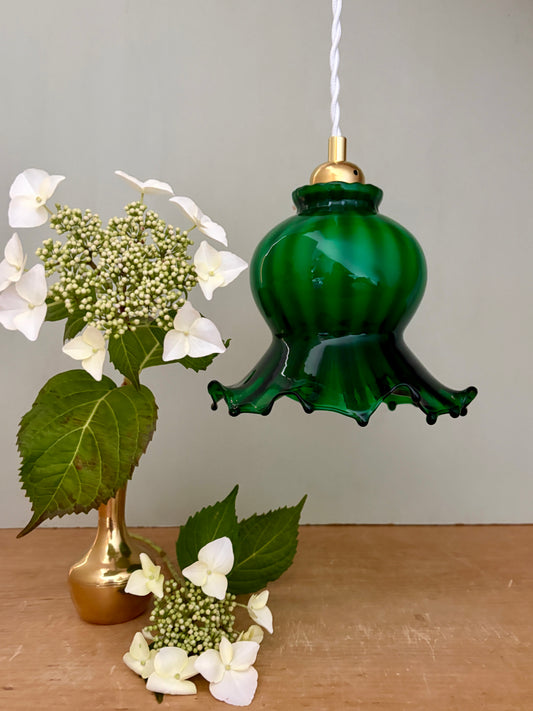 Suspension tulipe vintage en verre vert