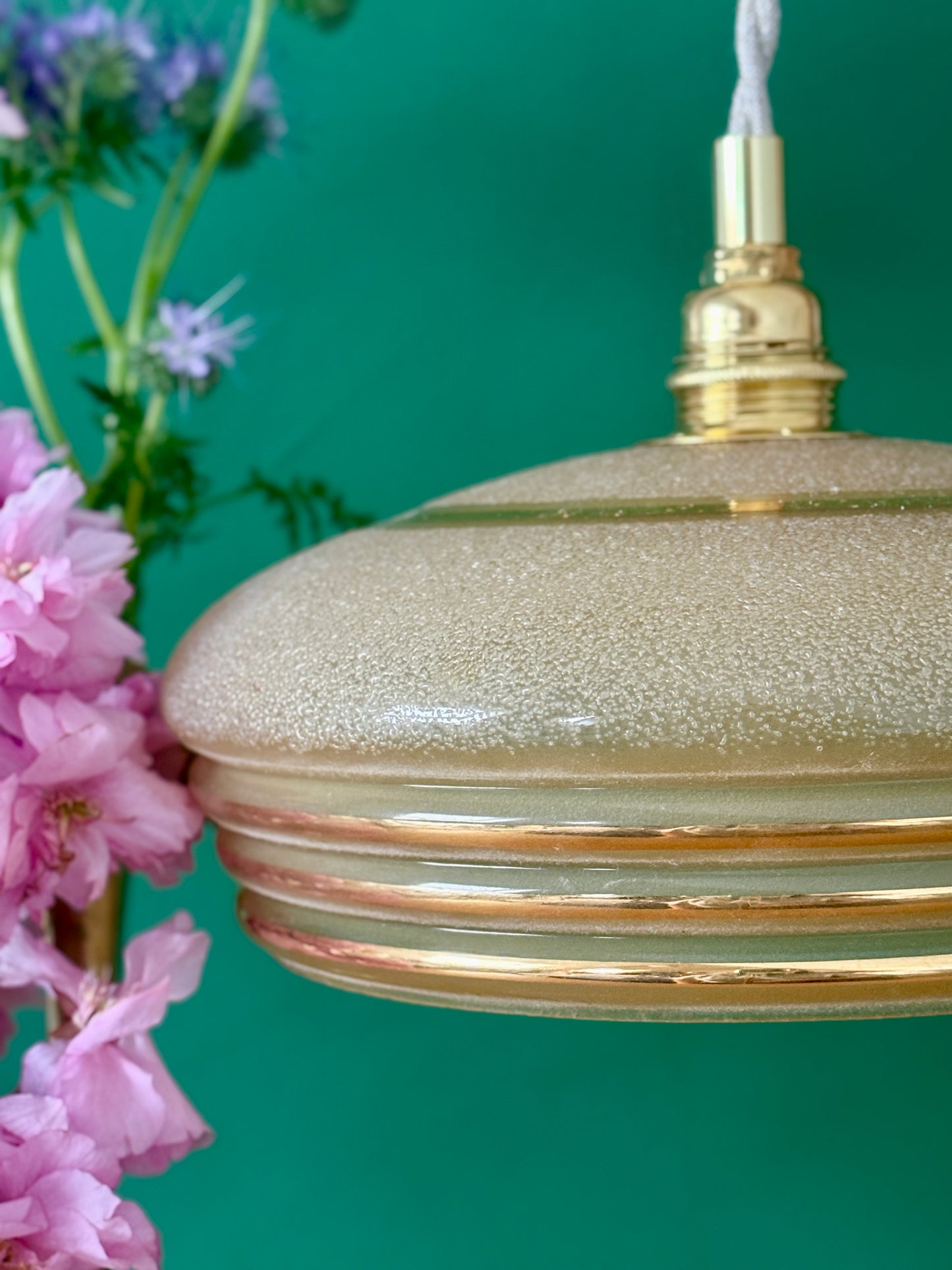 Suspension abat-jour vintage en verre granité jaune et or