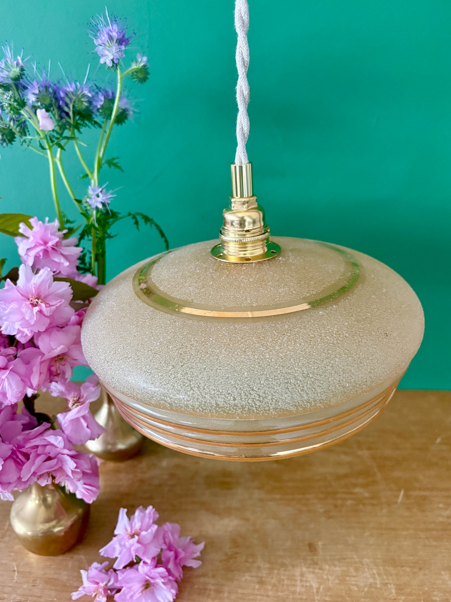 Suspension abat-jour vintage en verre granité jaune et or