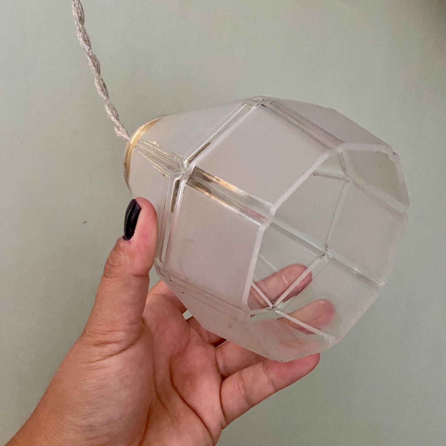 Suspension tulipe vintage art déco en verre dépoli