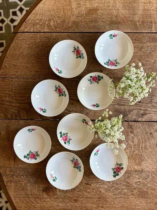 Lot de 8 ramequins vintage en porcelaine