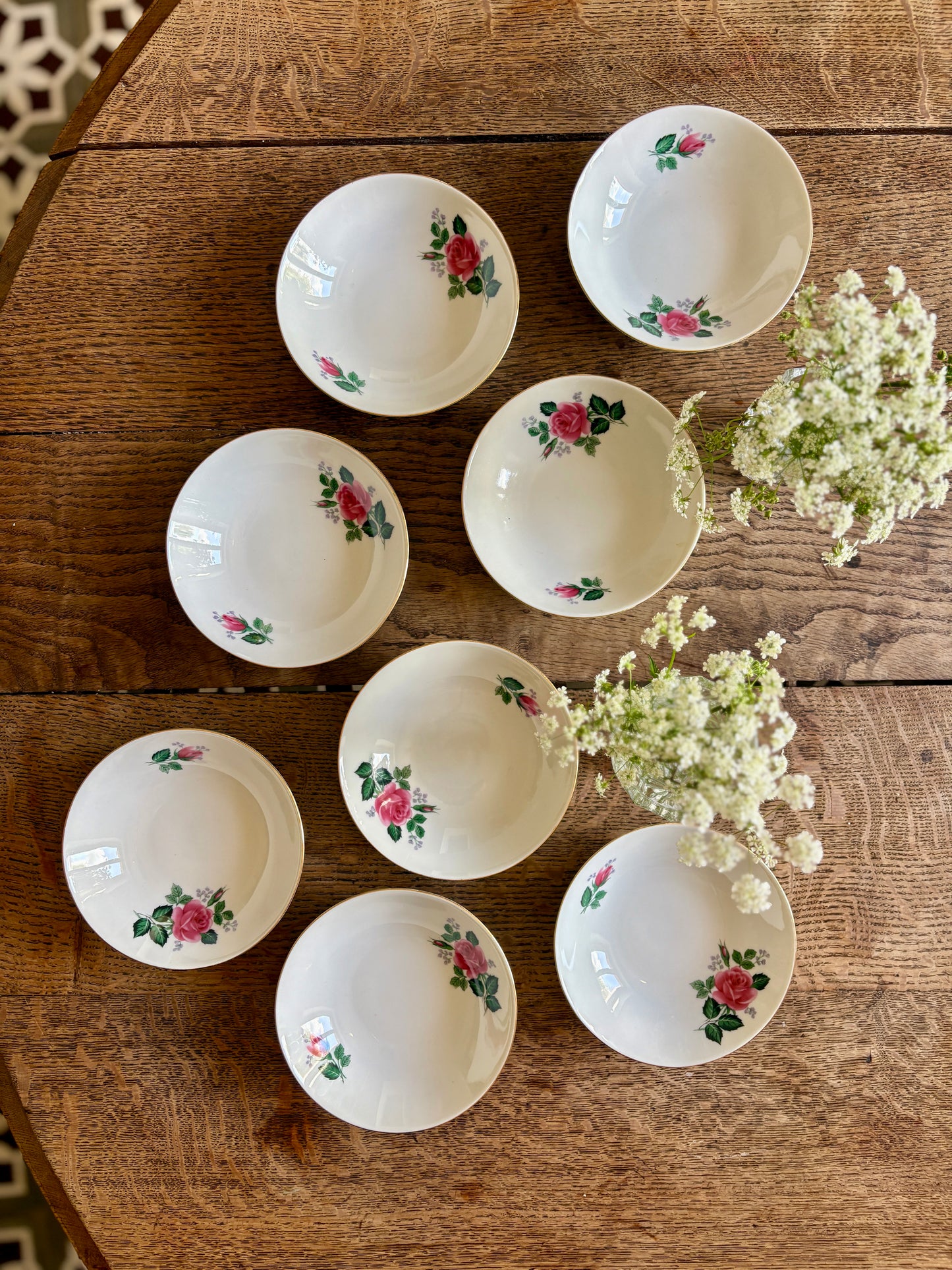 Lot de 8 ramequins vintage en porcelaine
