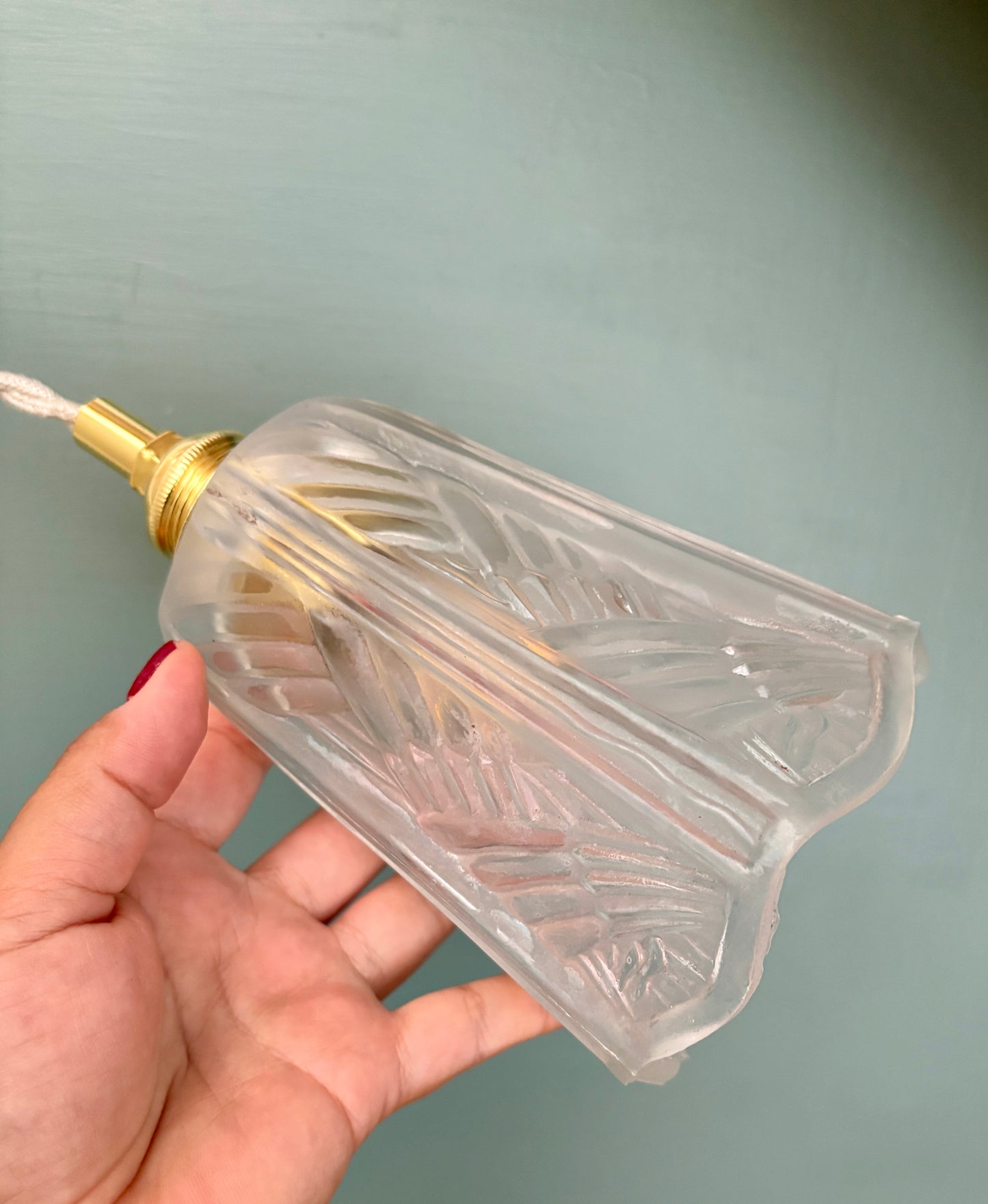 Suspension tulipe vintage art déco en verre dépoli