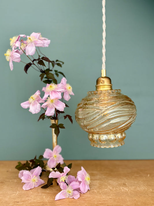 Suspension globe vintage en verre ambré (SP1)