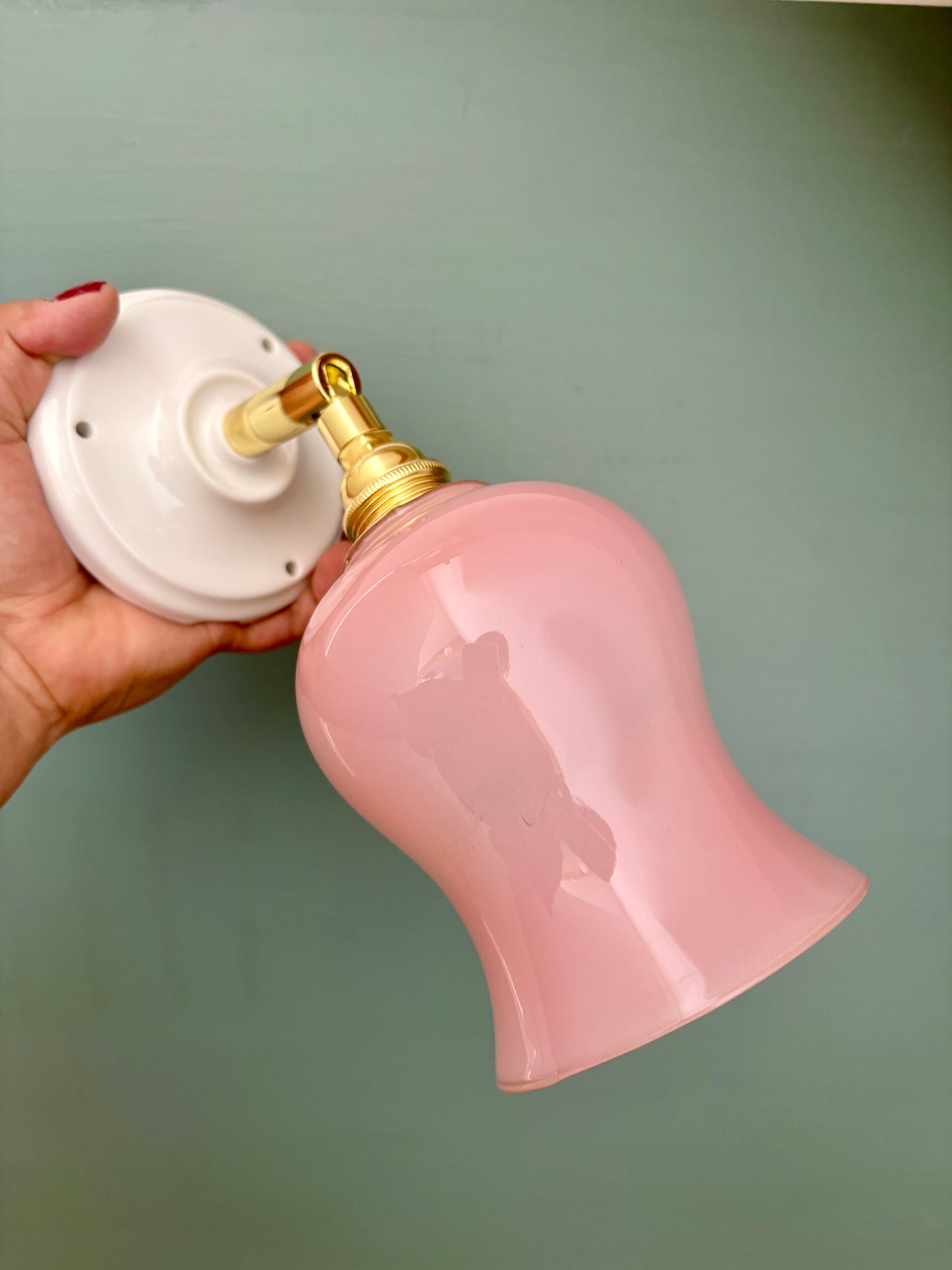 Applique tulipe vintage en opaline rose