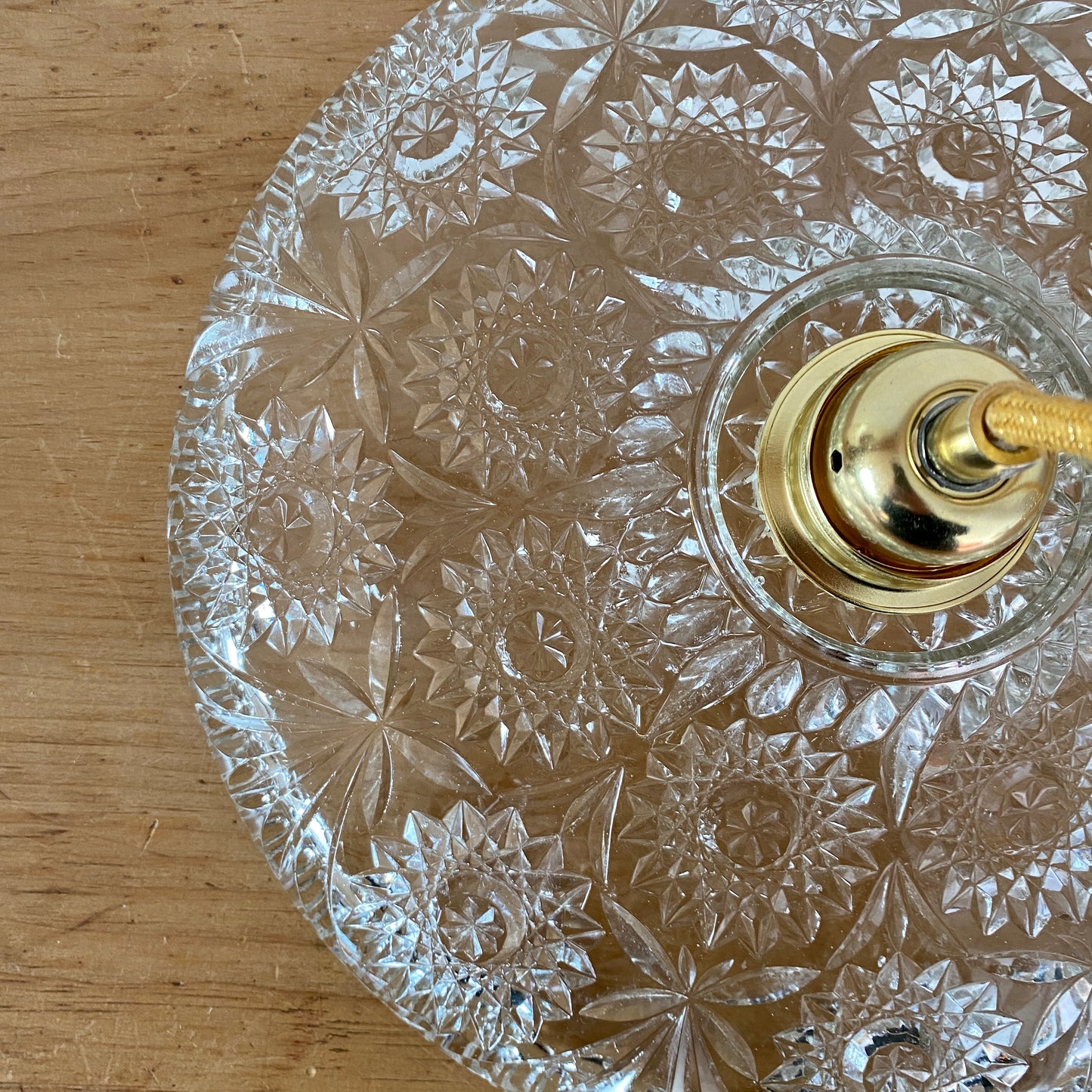 Suspension abat-jour vintage en verre moulé - collection vaisselle -