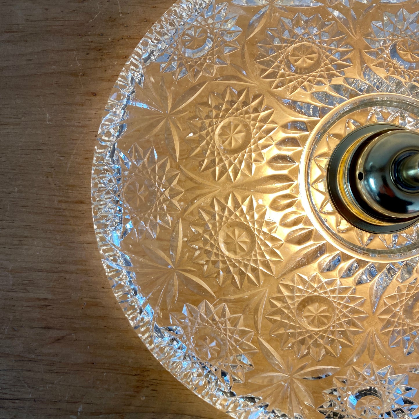 Suspension abat-jour vintage en verre moulé - collection vaisselle -