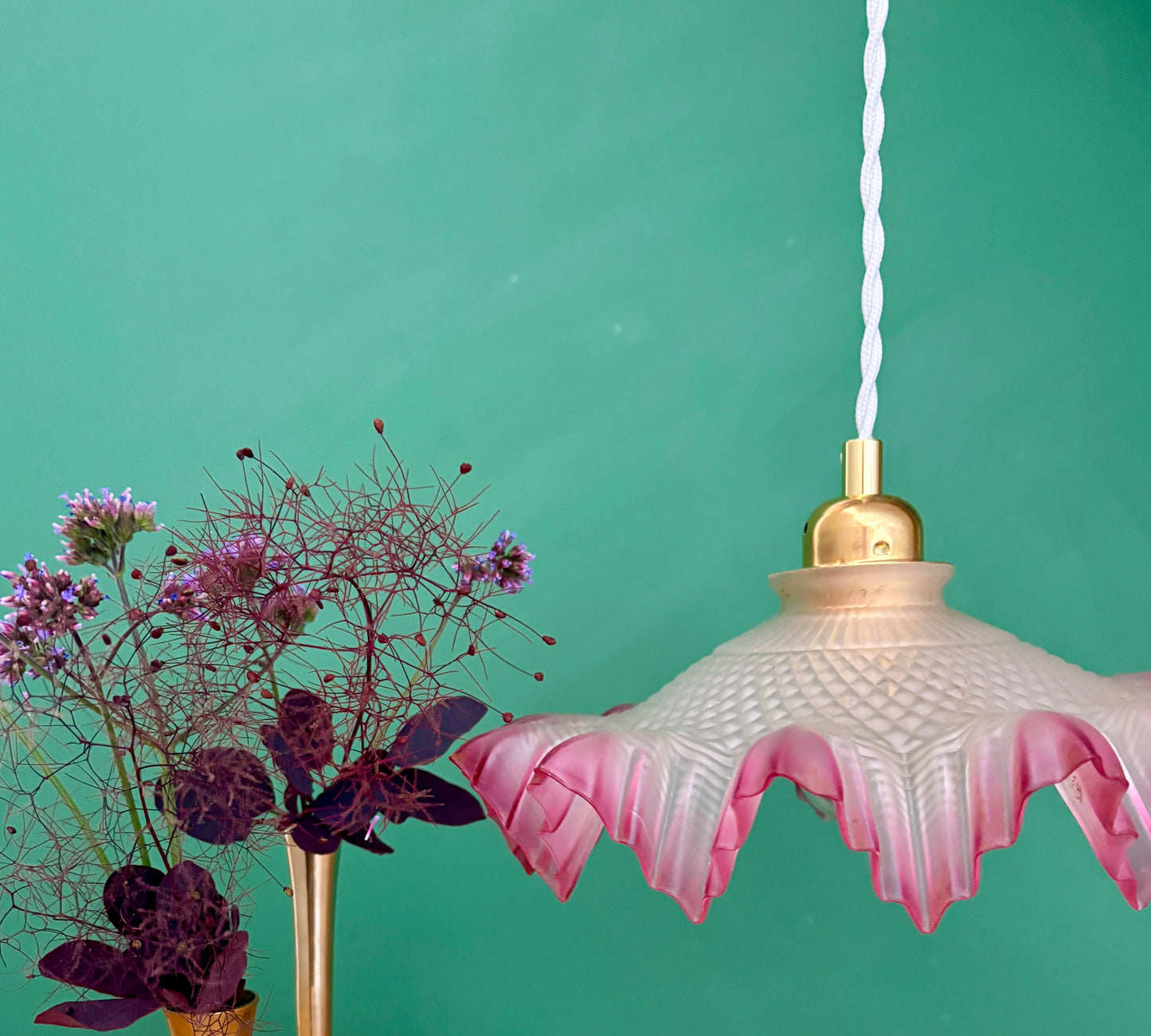 Suspension abat-jour vintage en verre dépoli mi rose mi transparent