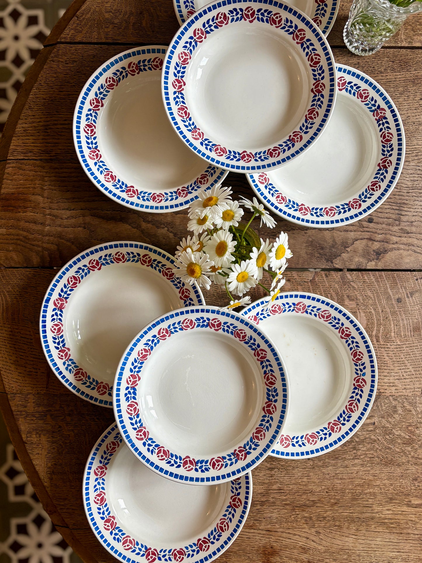 Lot de 8 assiettes creuses vintage