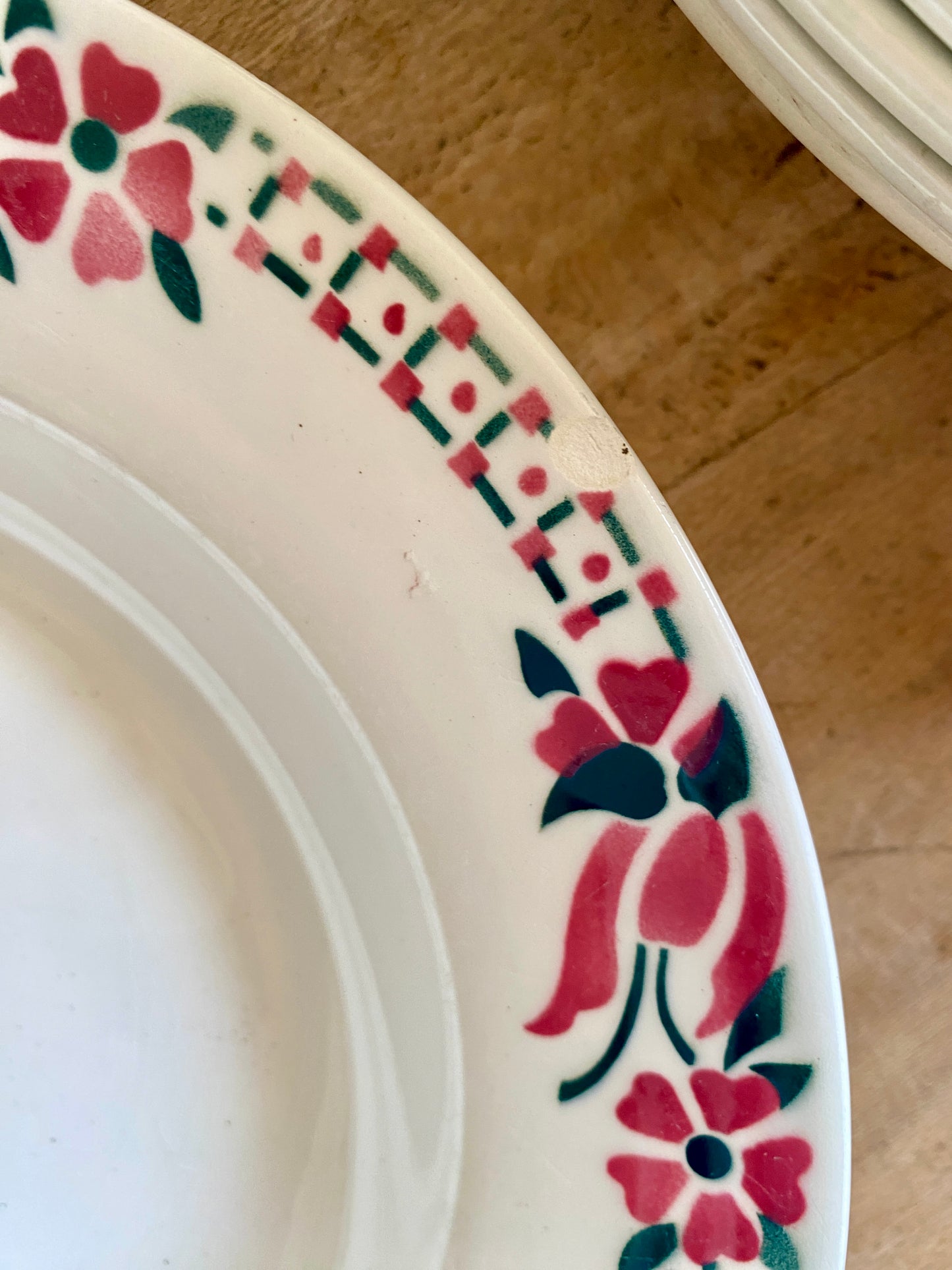 Lot de 6 assiettes creuse vintage modèle 4205 de Saint Amand