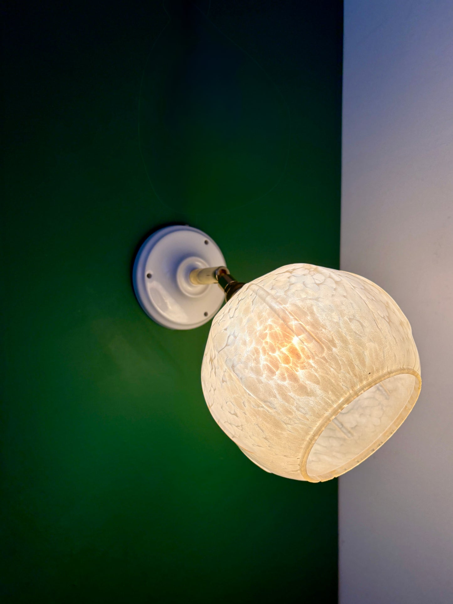 Applique globe vintage en verre jaune