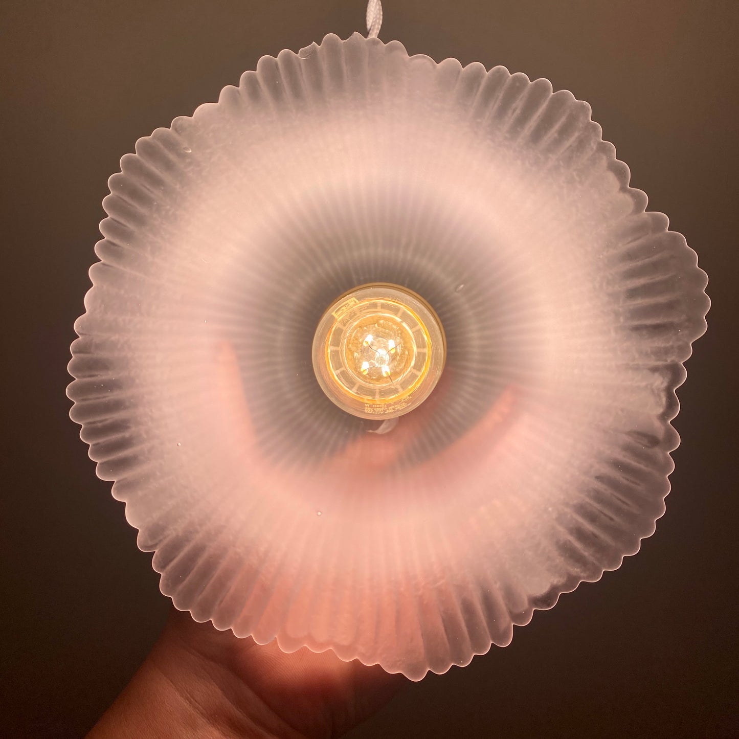 Suspension abat-jour vintage en verre dépoli