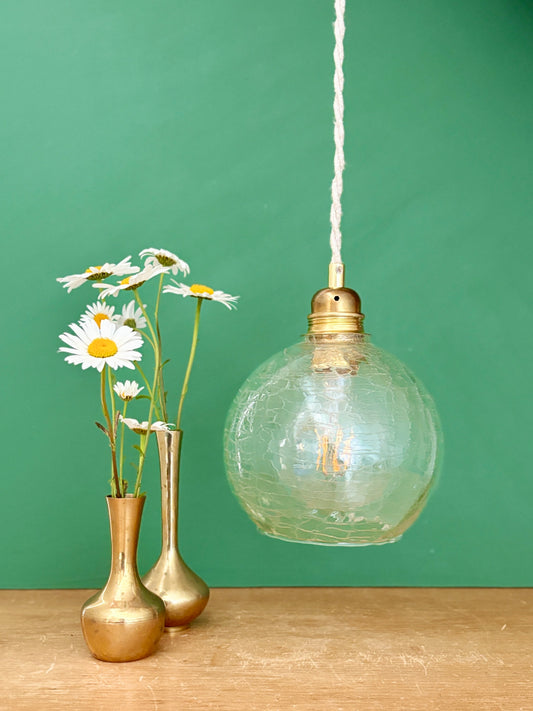 Suspension globe vintage en verre
