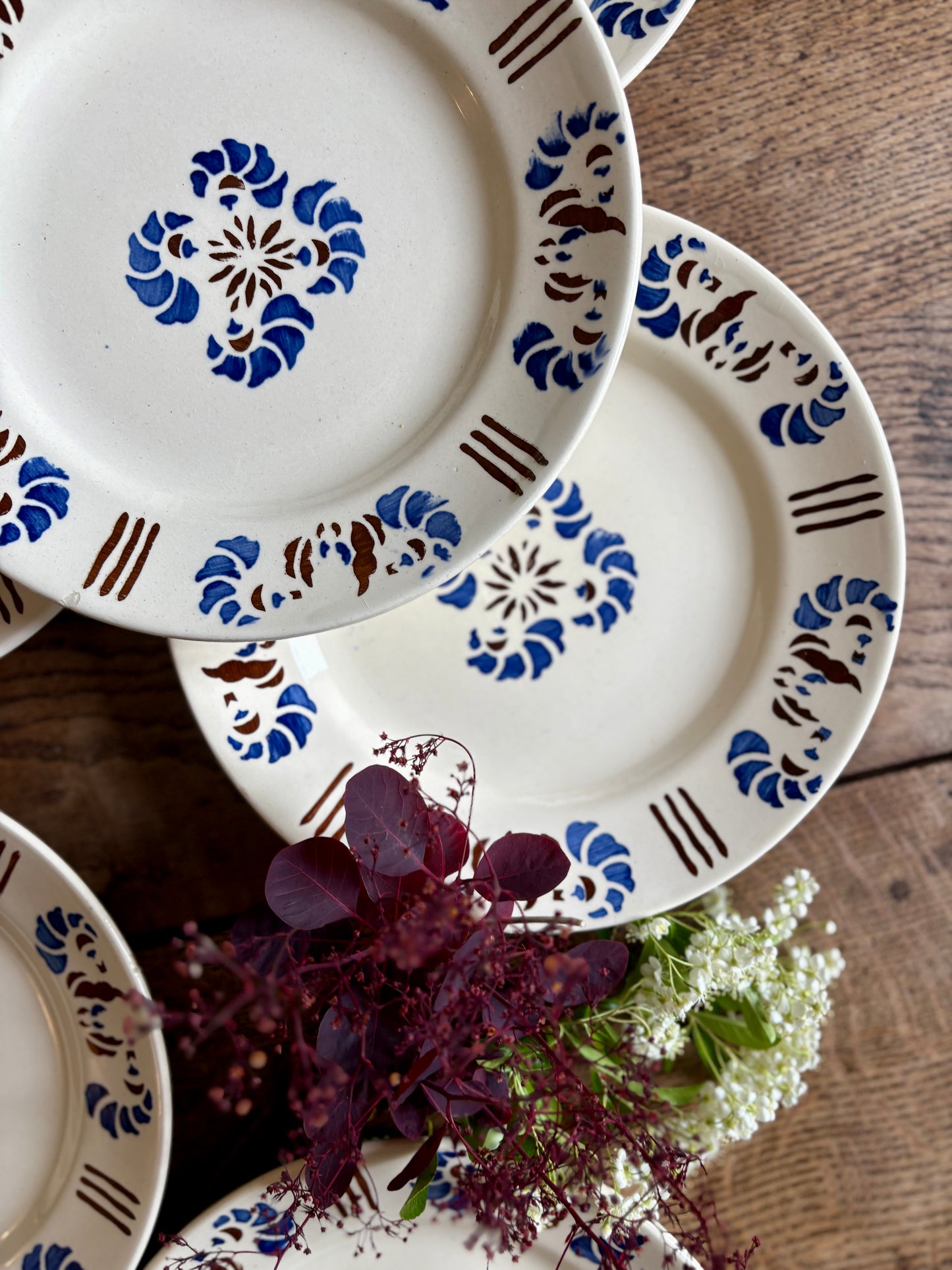 Lot de 6 assiettes anciennes modèle Laval