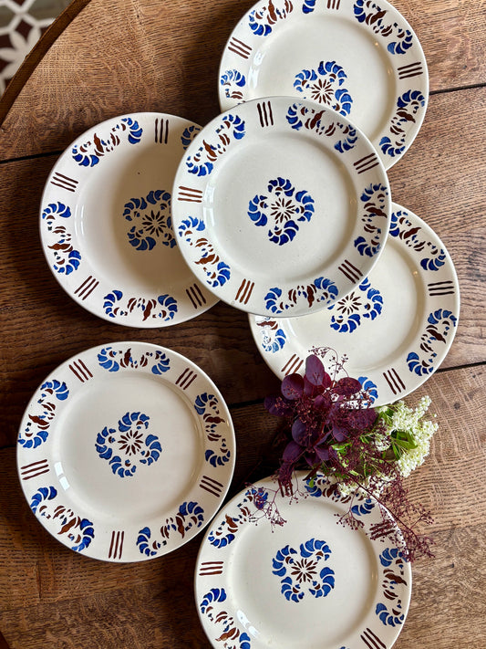 Lot de 6 assiettes anciennes modèle Laval