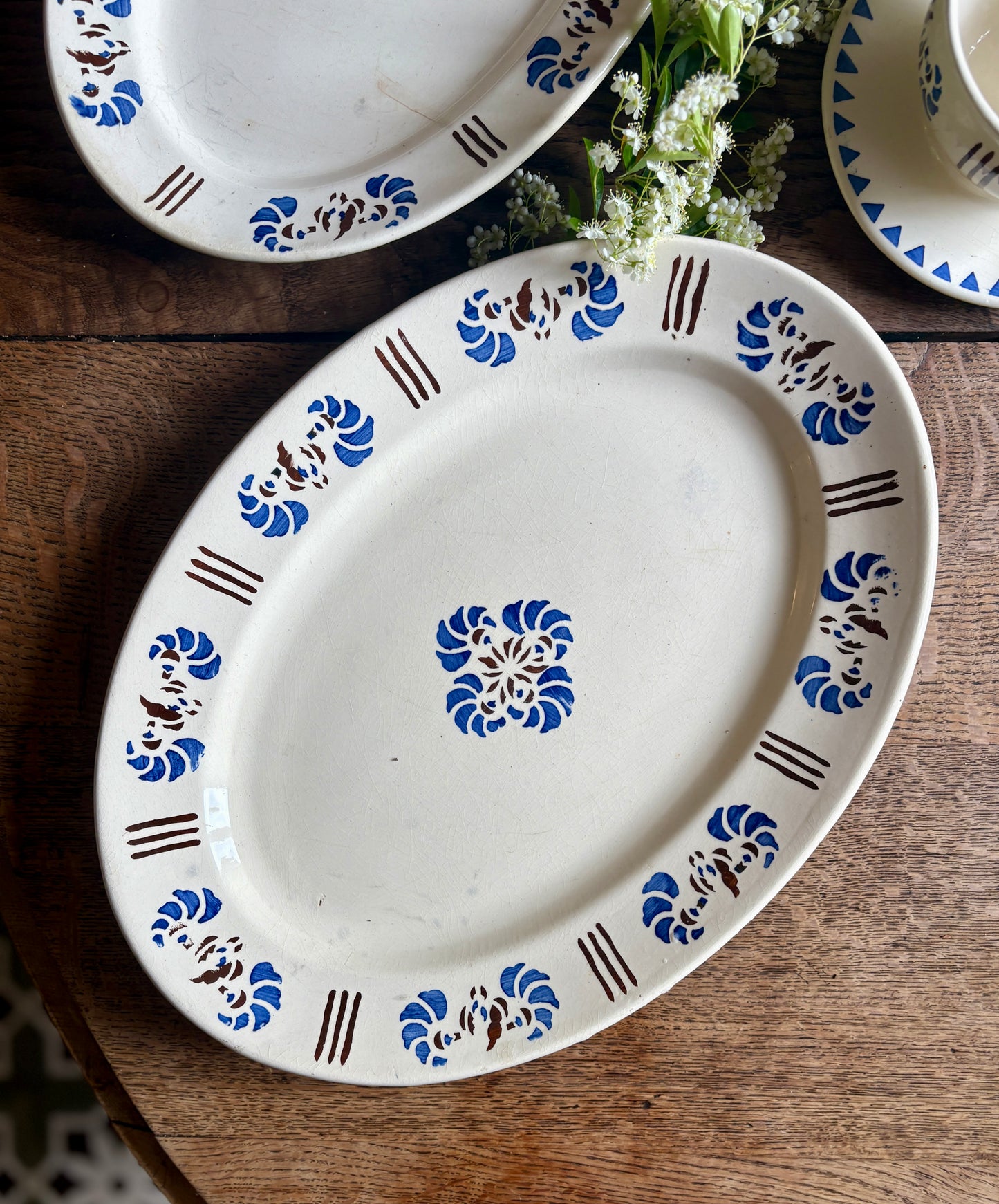 Lot de 2 raviers et d'une saucière vintage - Laval -