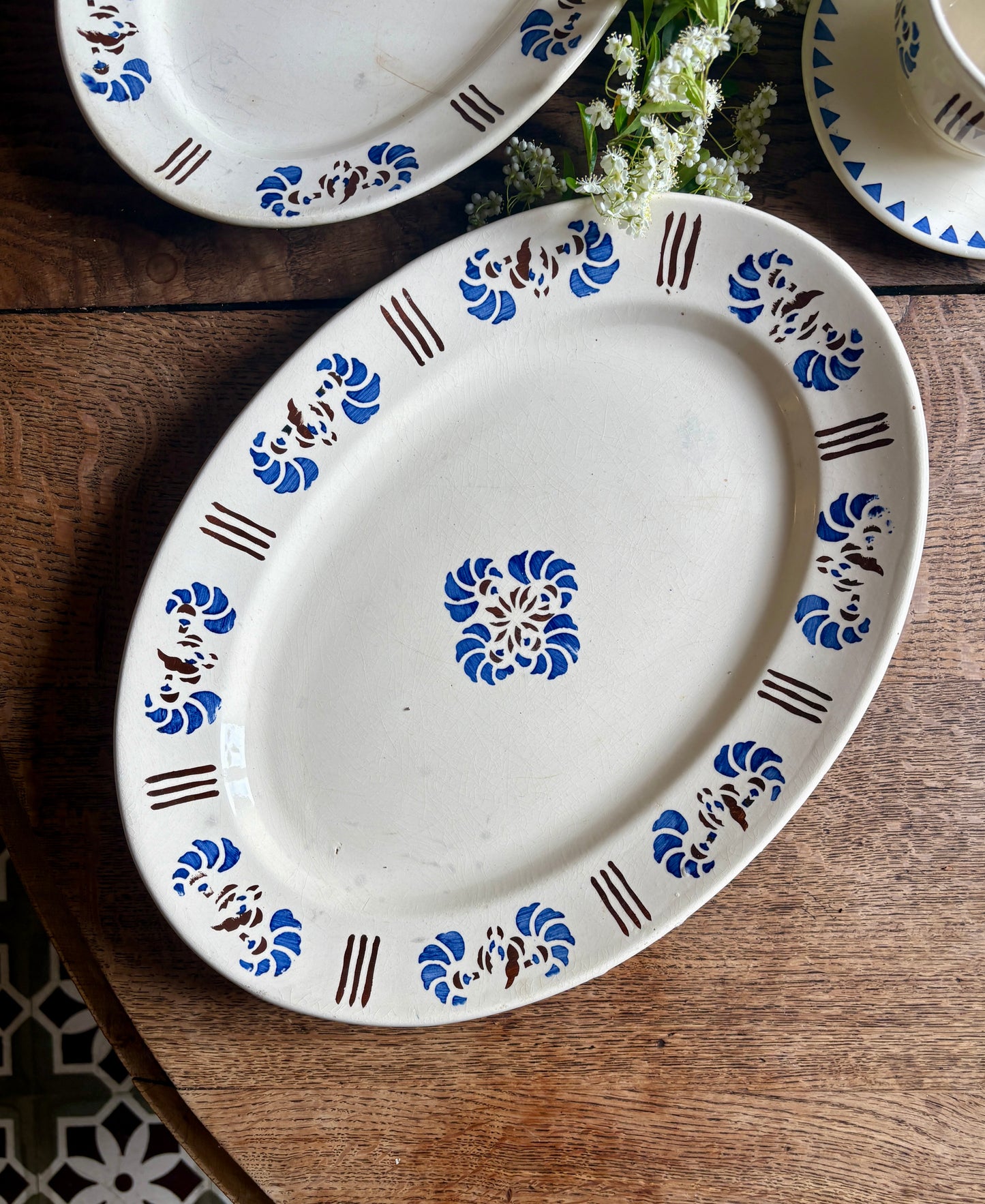 Lot de 2 raviers et d'une saucière vintage - Laval -