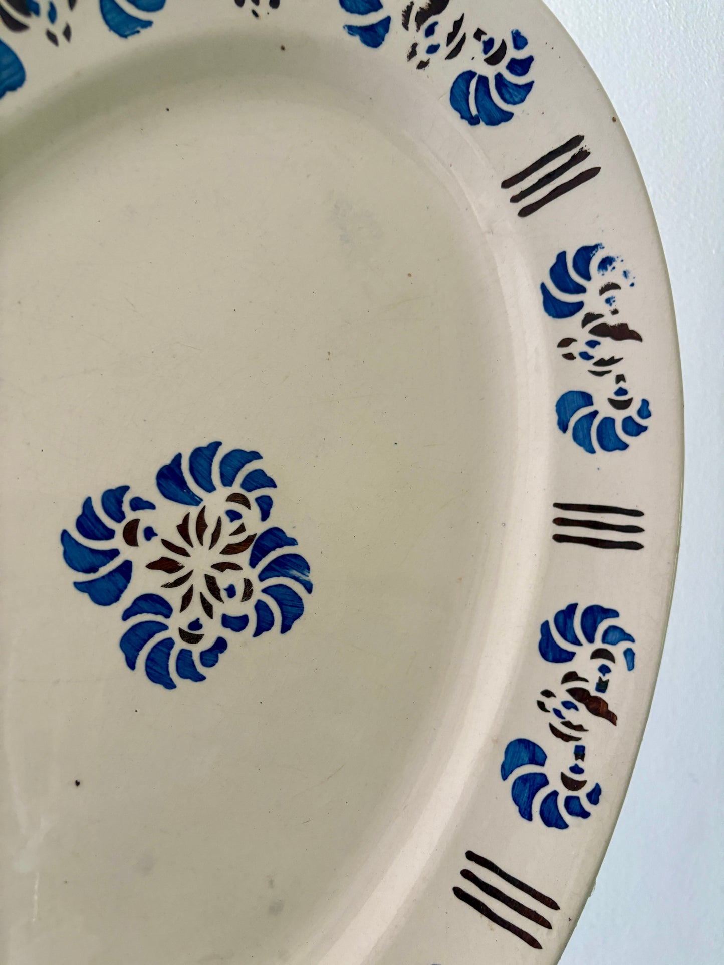 Lot de 2 raviers et d'une saucière vintage - Laval -