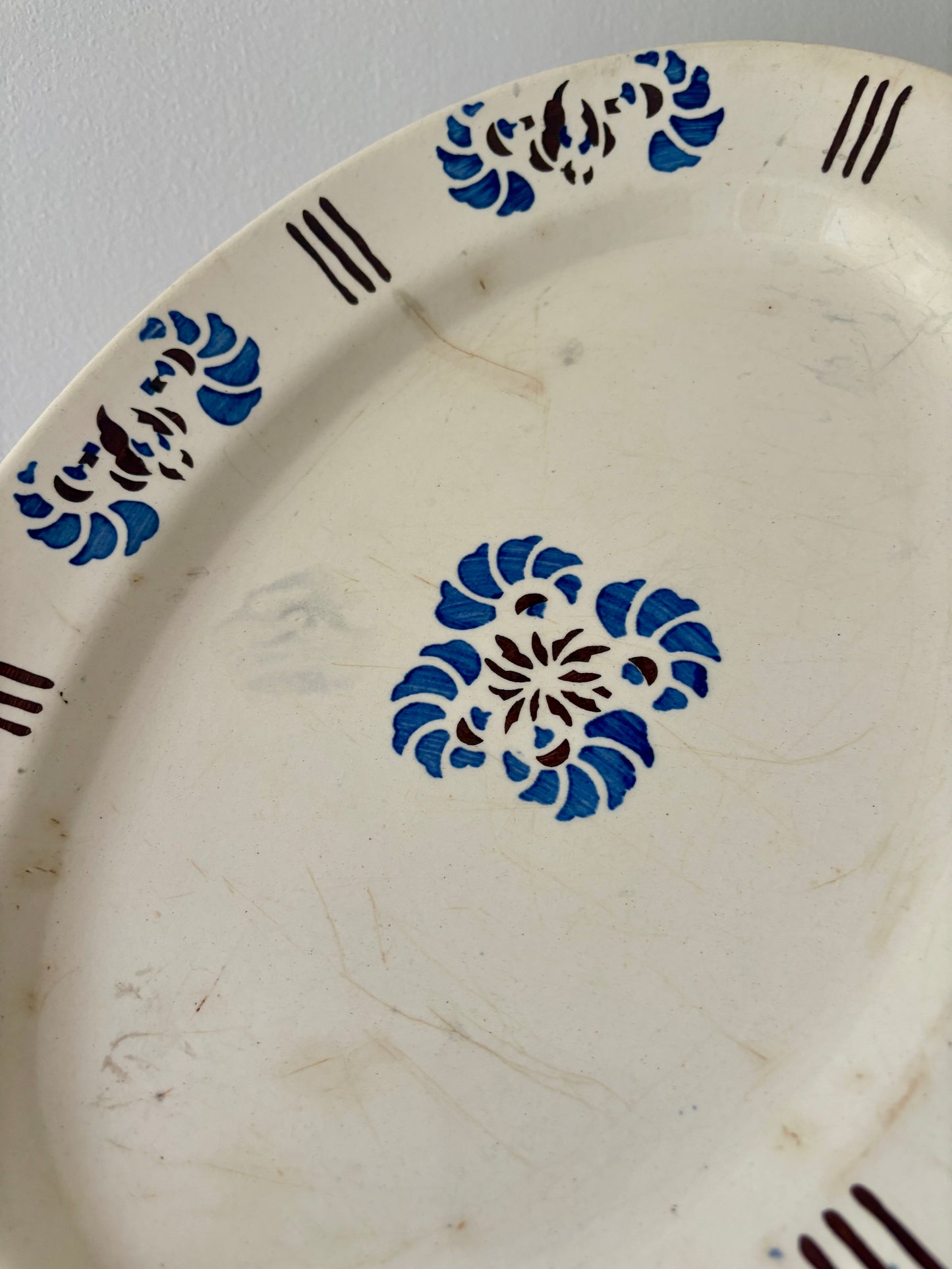 Lot de 2 raviers et d'une saucière vintage - Laval -