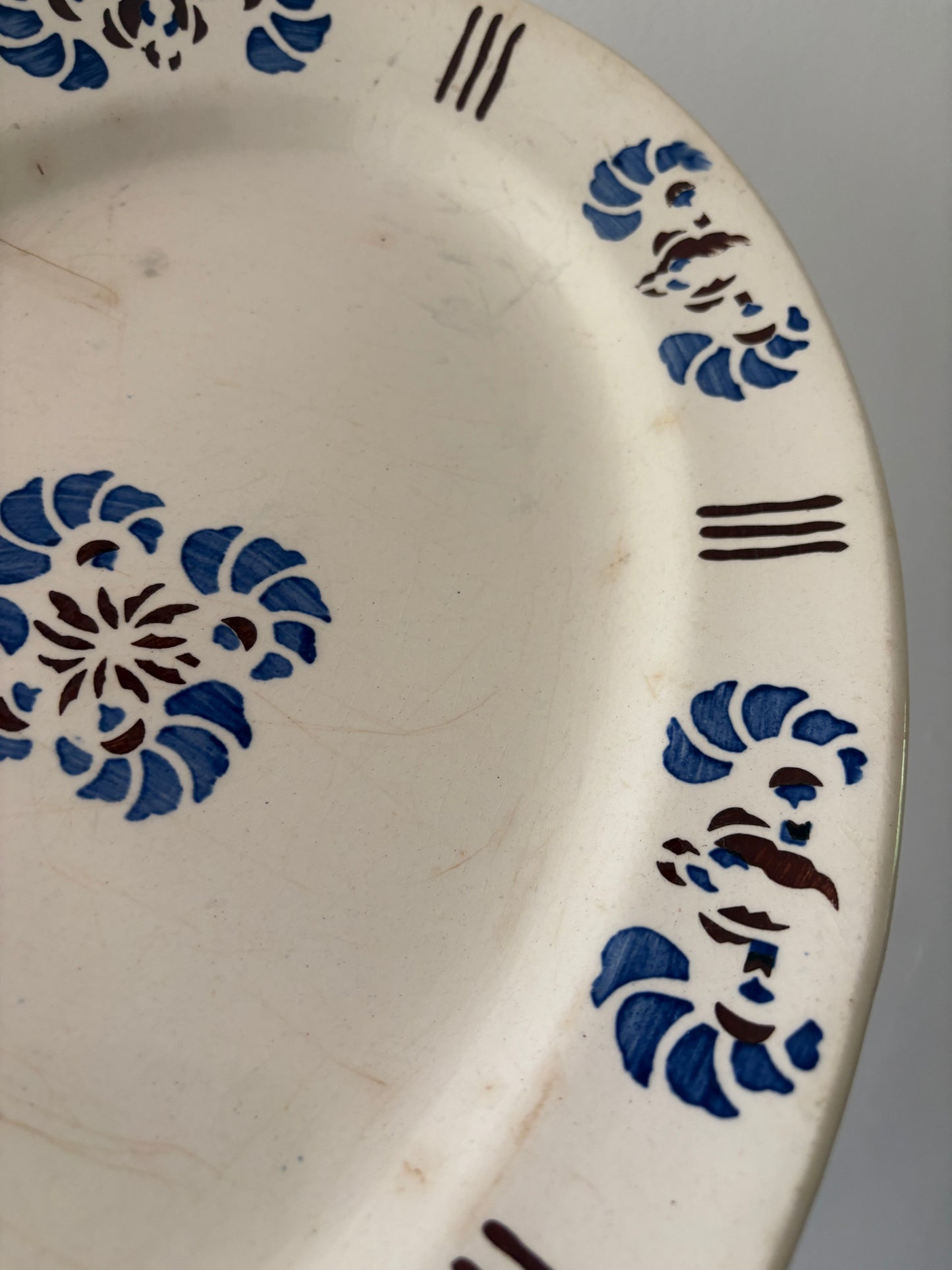 Lot de 2 raviers et d'une saucière vintage - Laval -