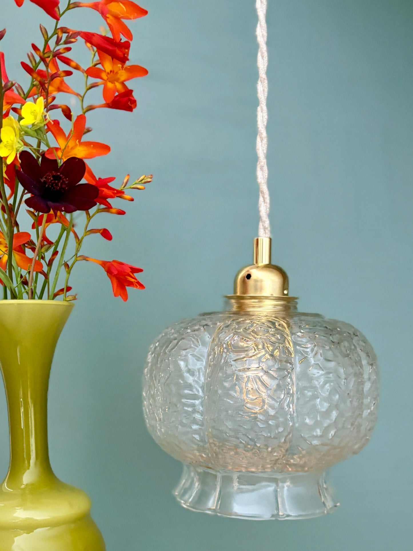 Suspension globe vintage en verre transparent