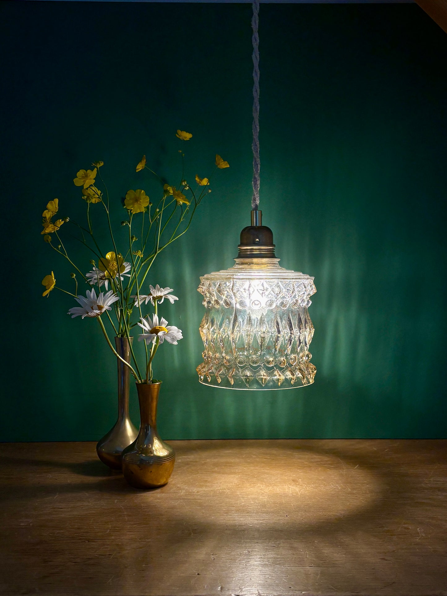 Suspension globe vintage en verre ambré (BDO1)