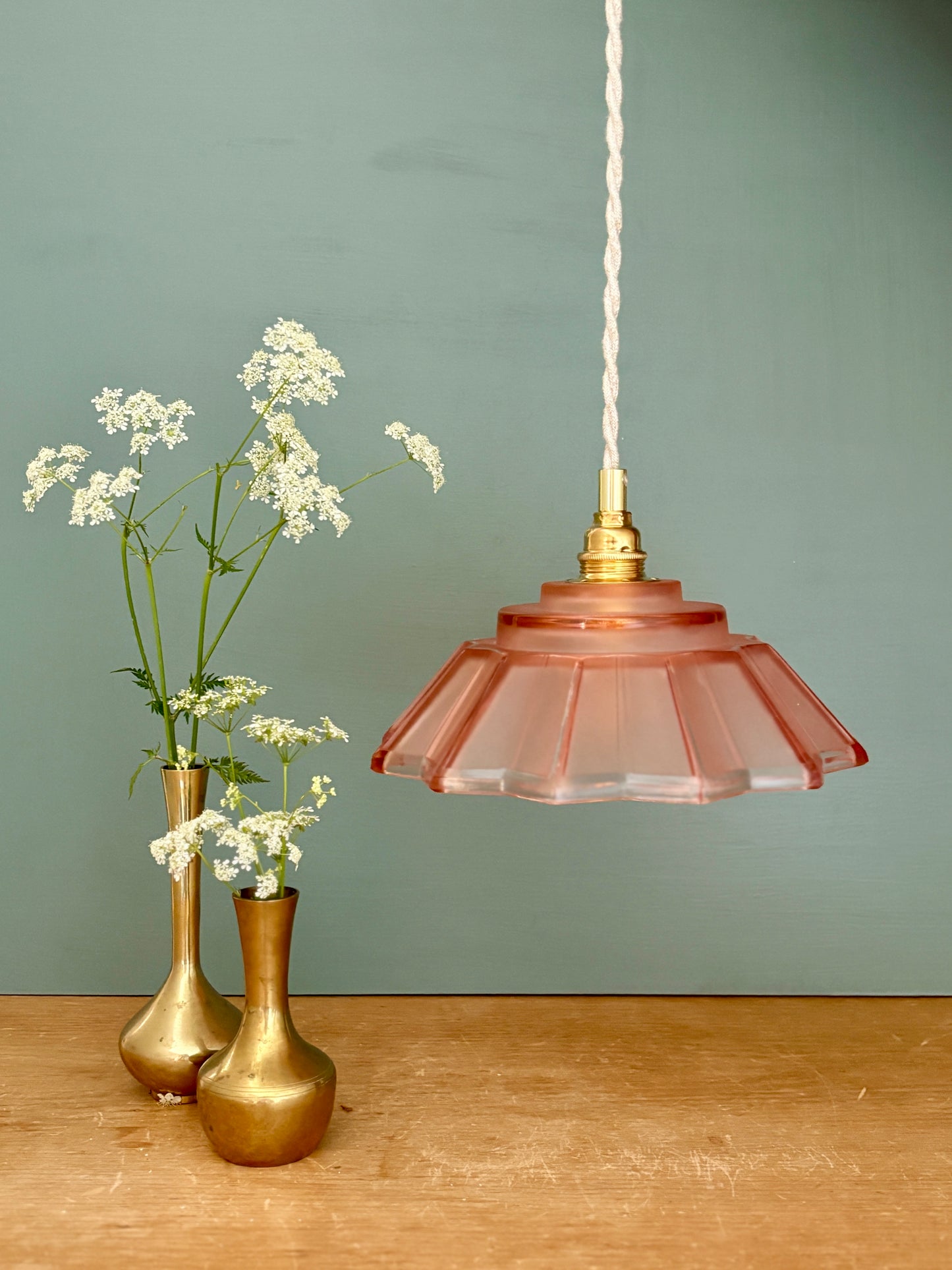 suspension abat-jour vintage art déco en verre dépoli rose