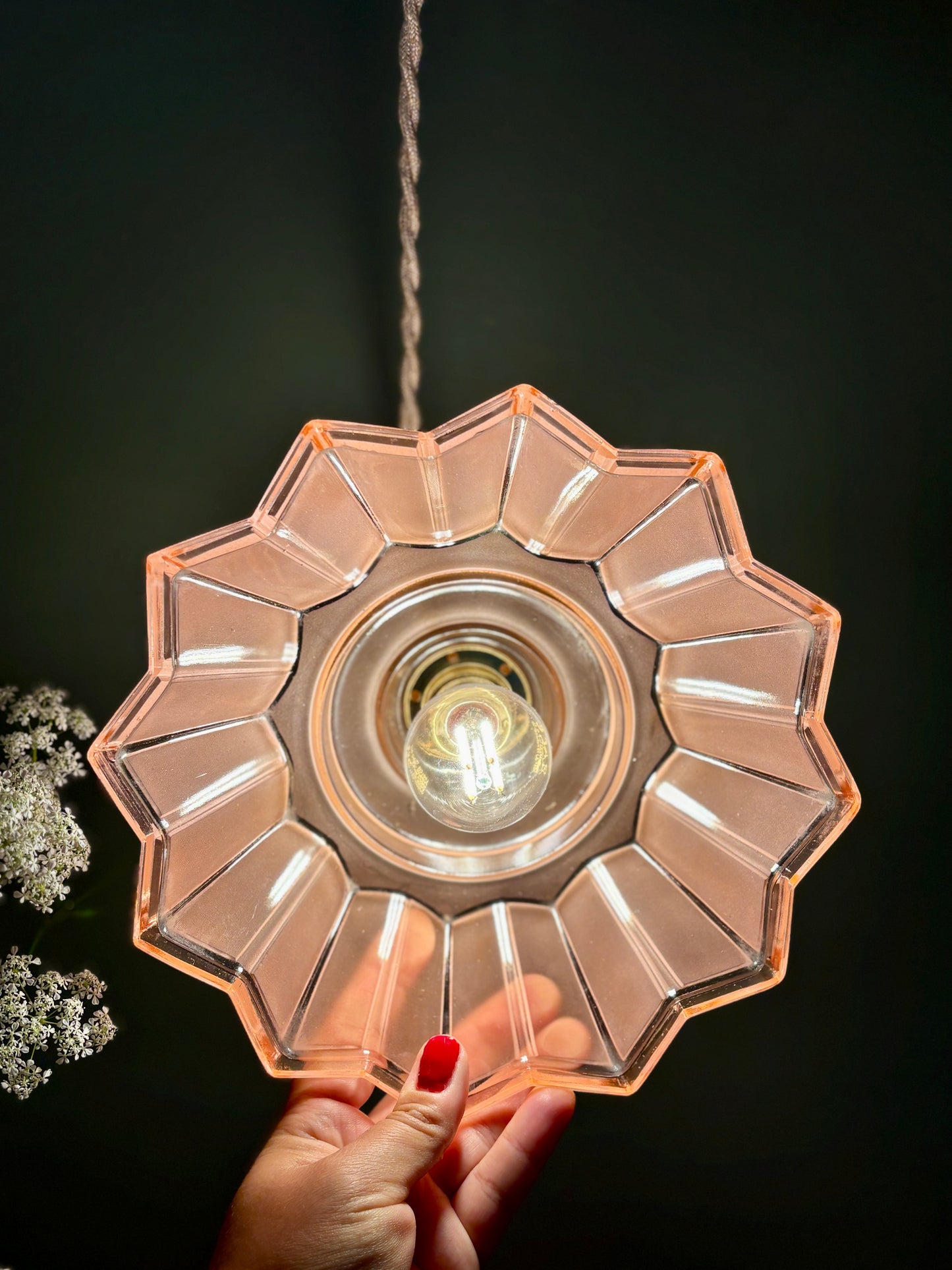 suspension abat-jour vintage art déco en verre dépoli rose
