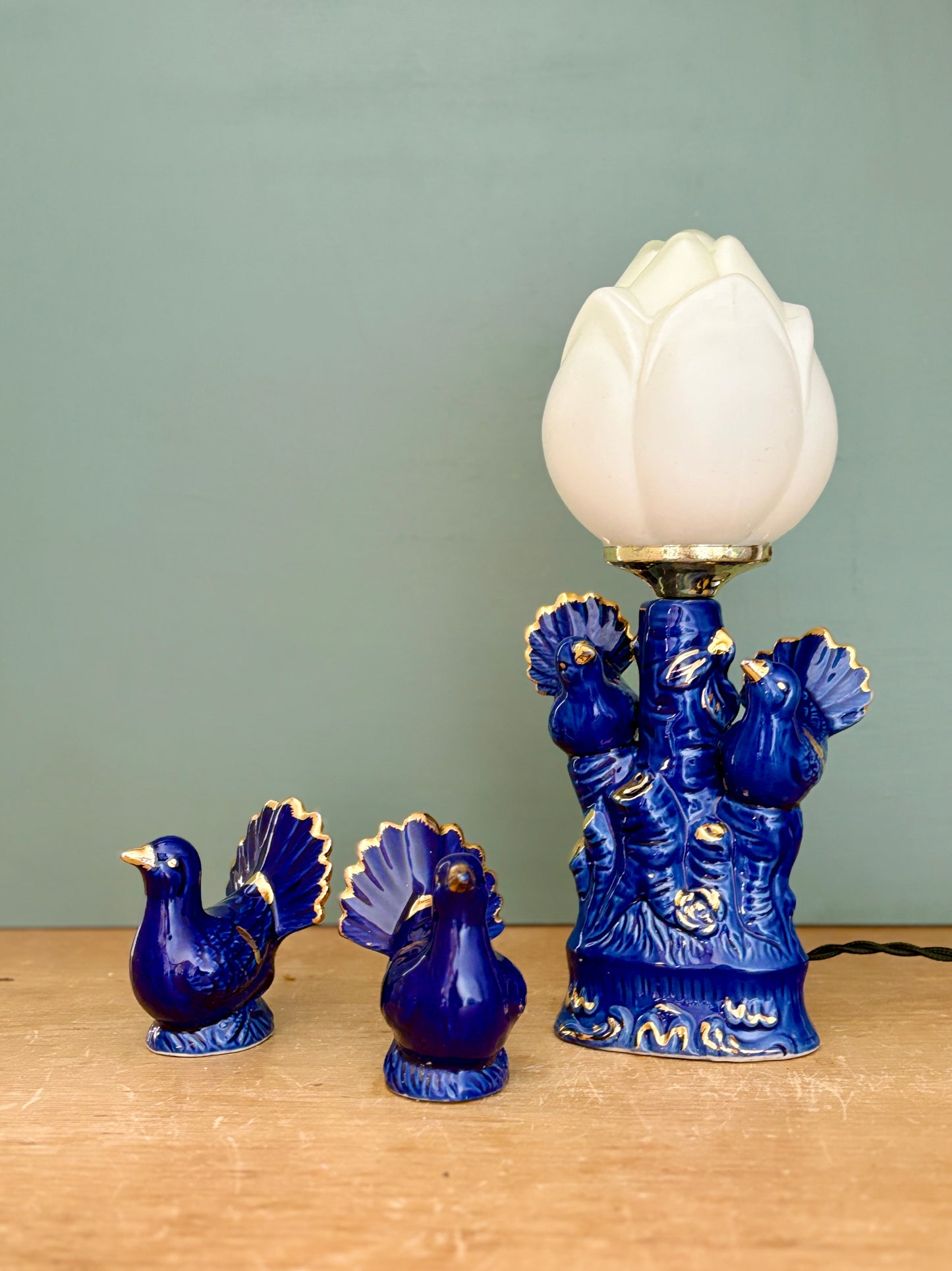 Lampe vintage en céramique bleu et ses oiseaux