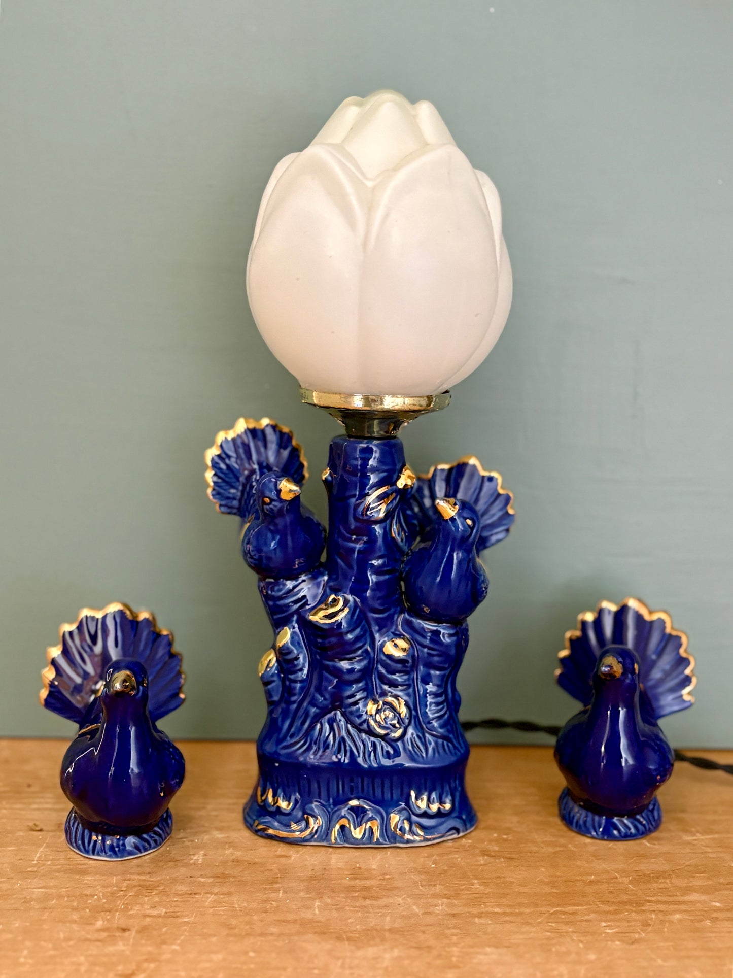 Lampe vintage en céramique bleu et ses oiseaux