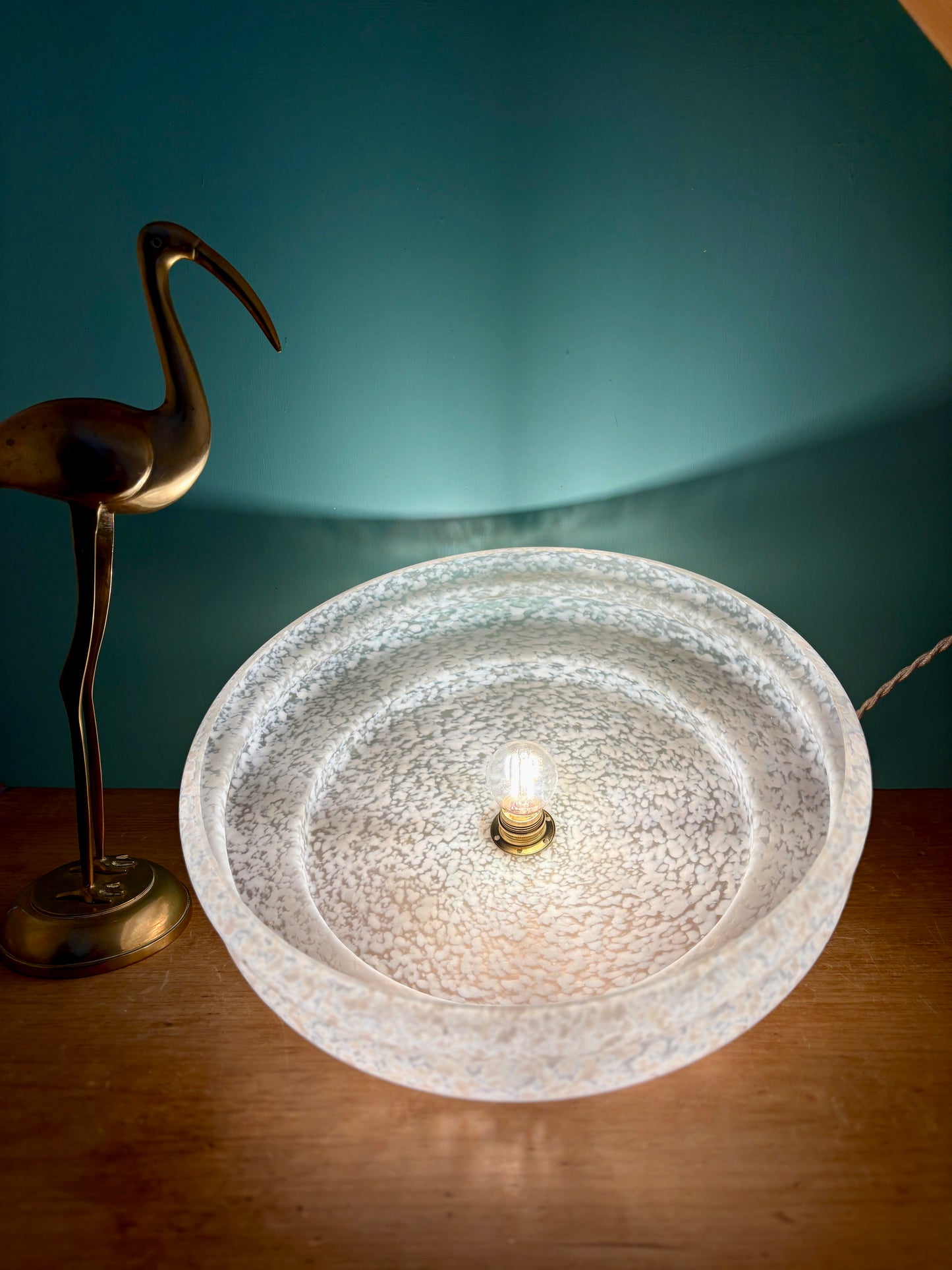 Suspension abat-jour vintage XXL en verre de Clichy Blanc