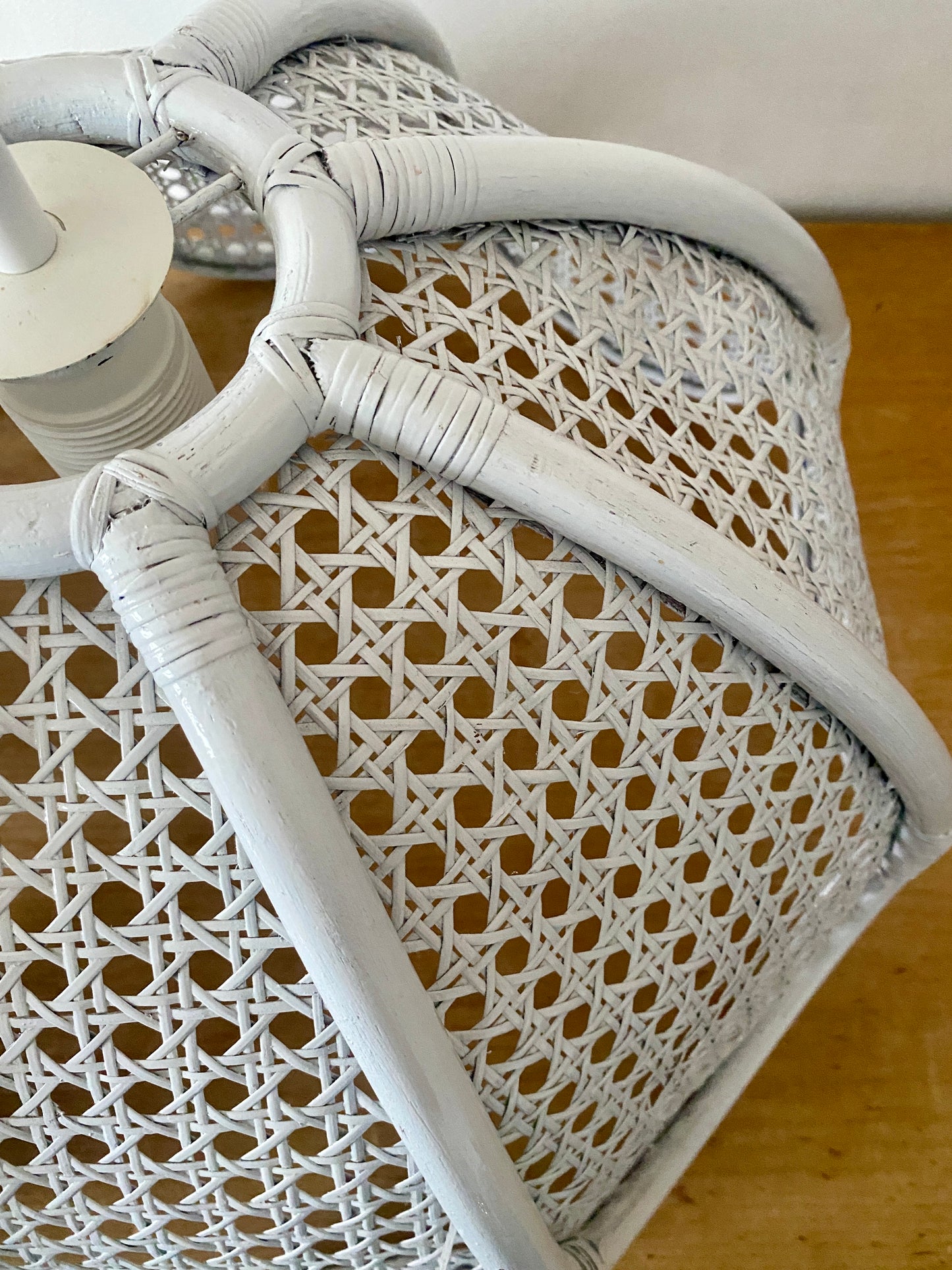 Suspension abat jour vintage en matière naturelle, rotin et cannage