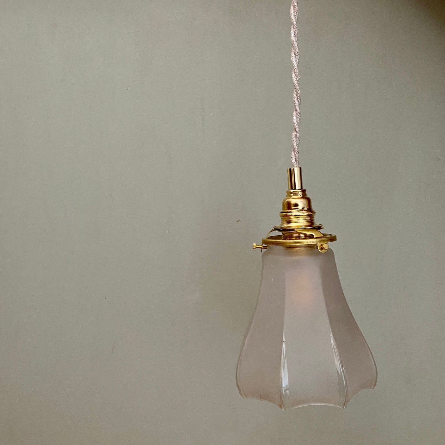 Baladeuse tulipe vintage en verre dépoli