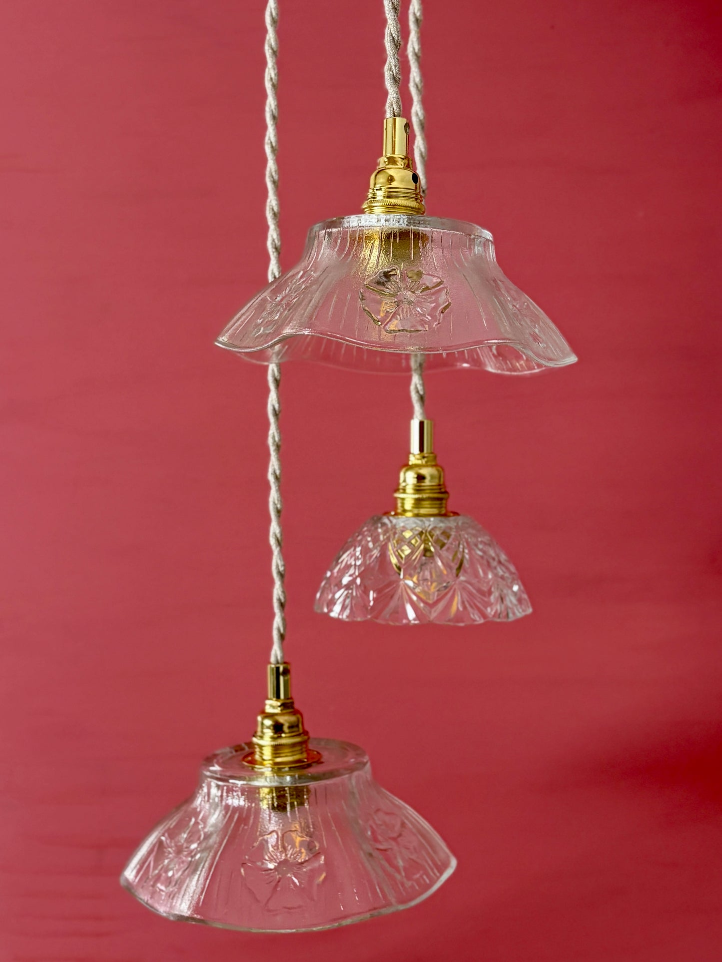 Suspension triple abat-jour vintage en verre - collection vaisselle